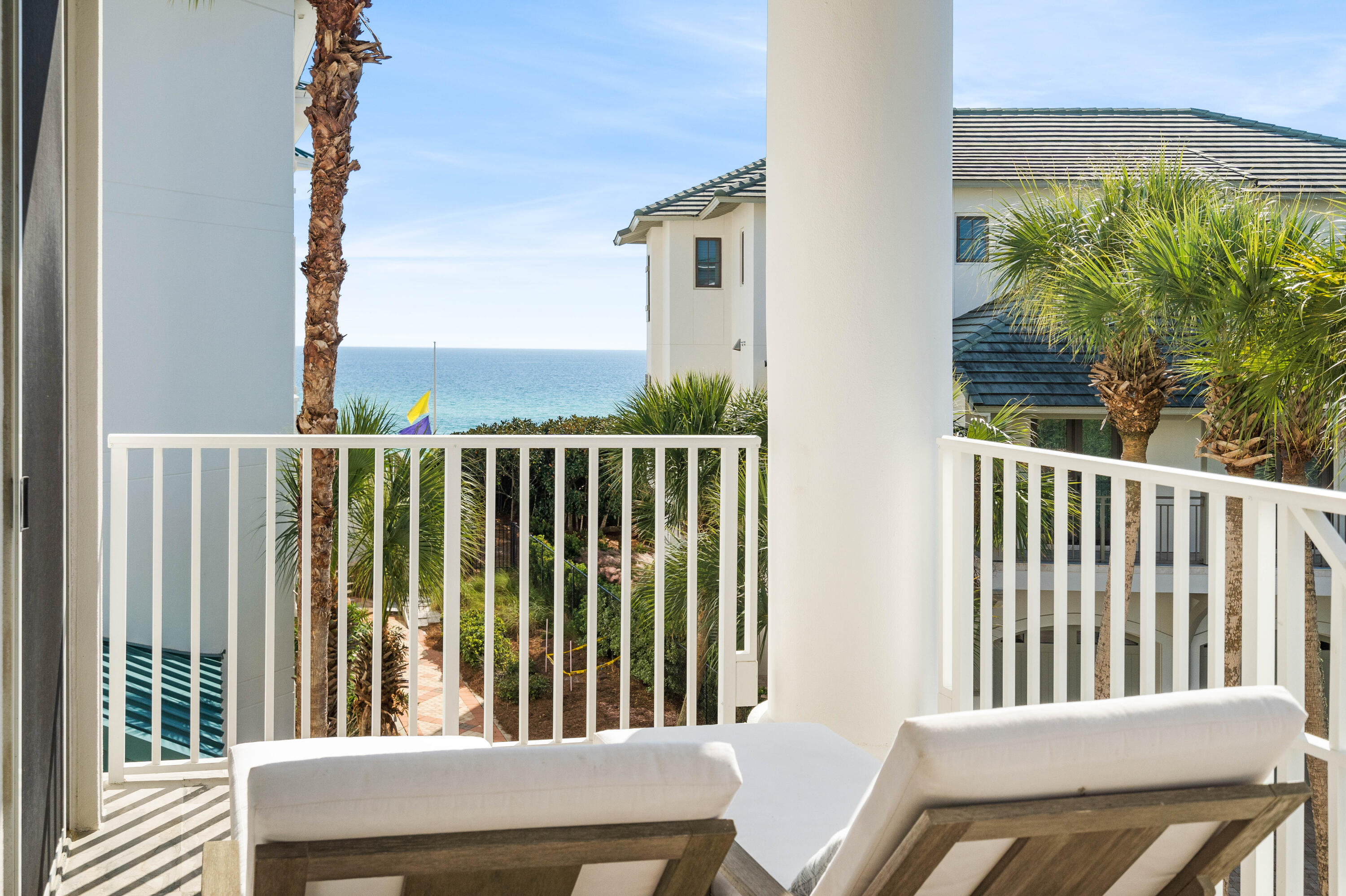 INN AT BLUE MOUNTAIN BEACH - Residential