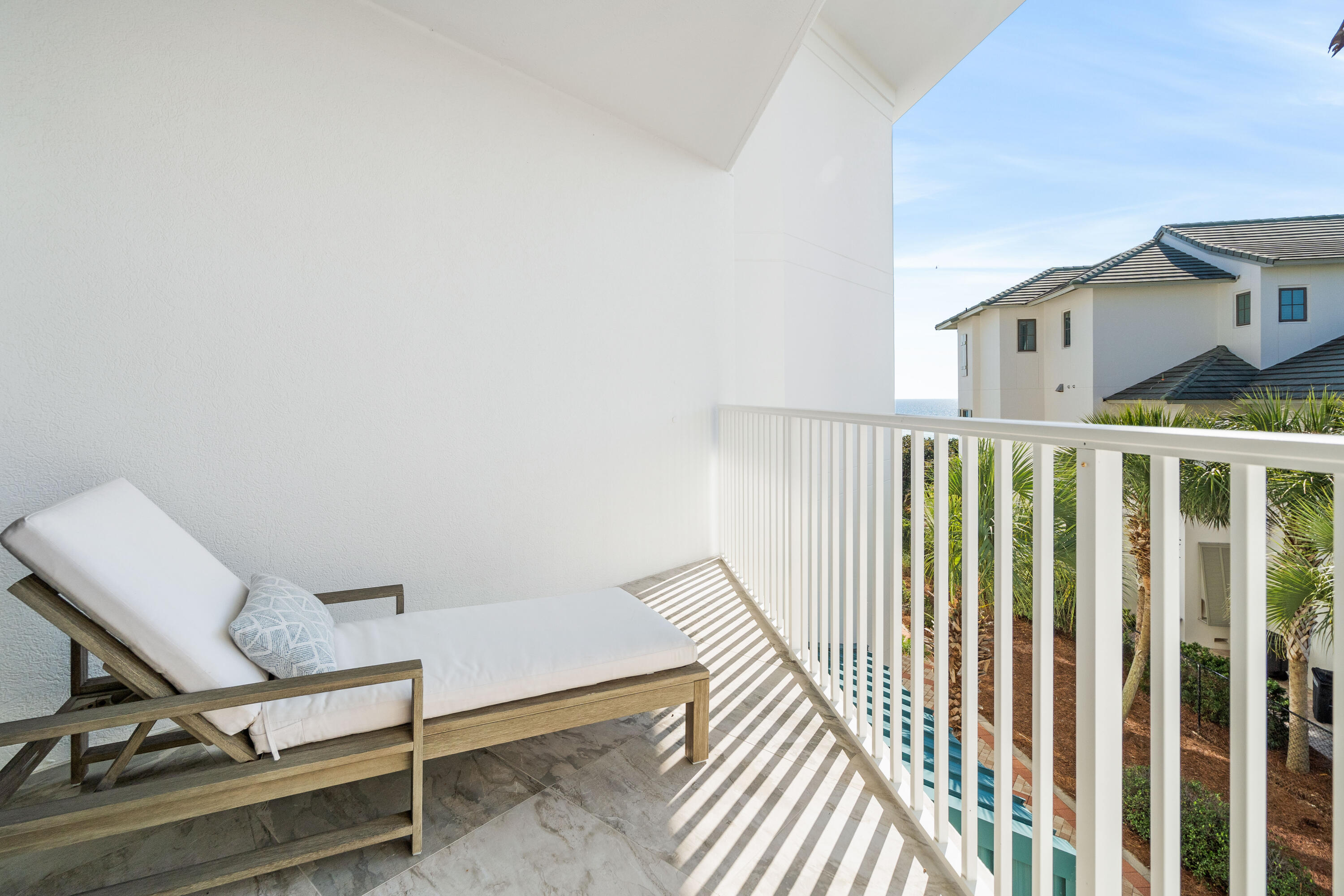 INN AT BLUE MOUNTAIN BEACH - Residential