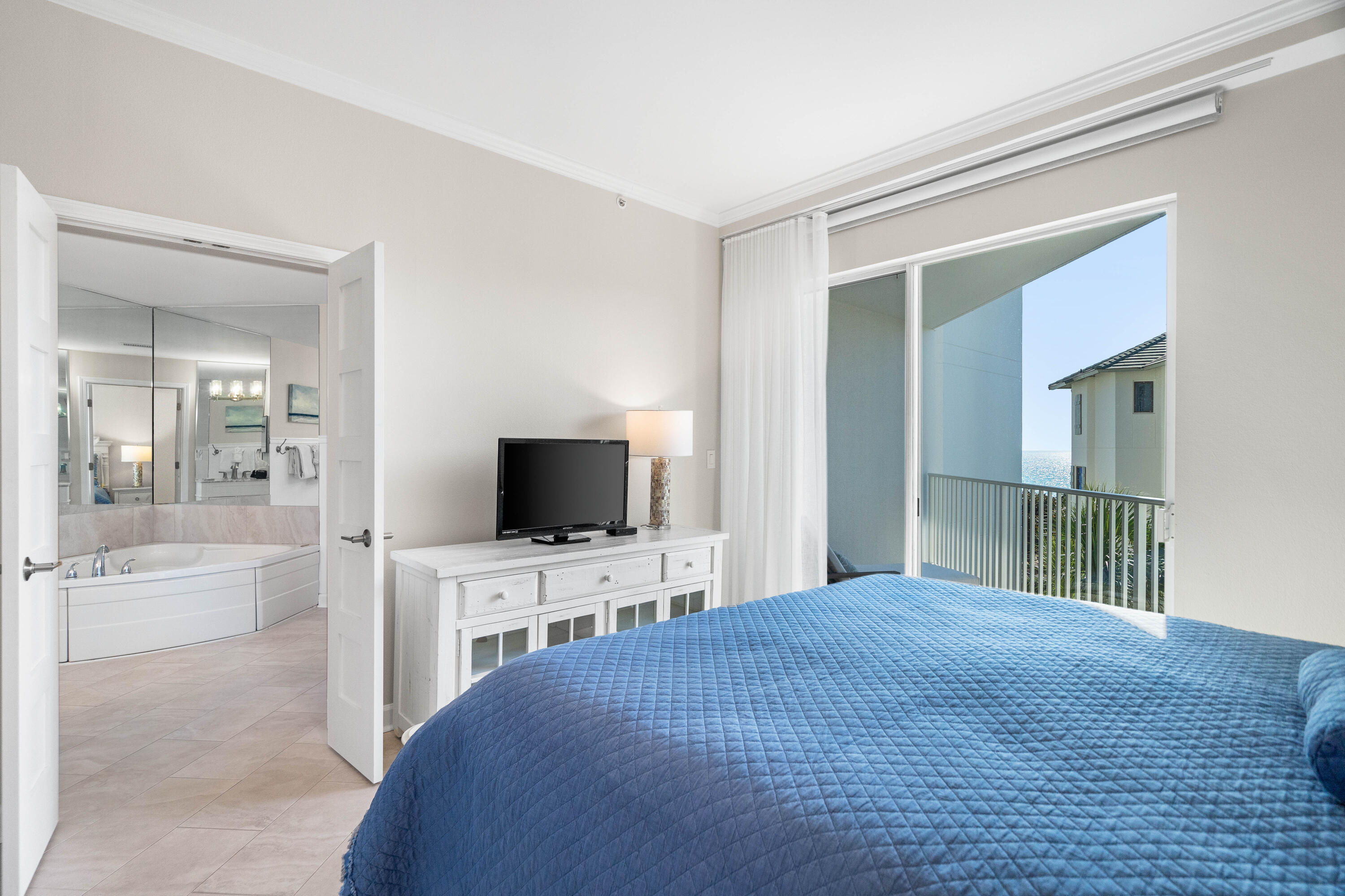 INN AT BLUE MOUNTAIN BEACH - Residential