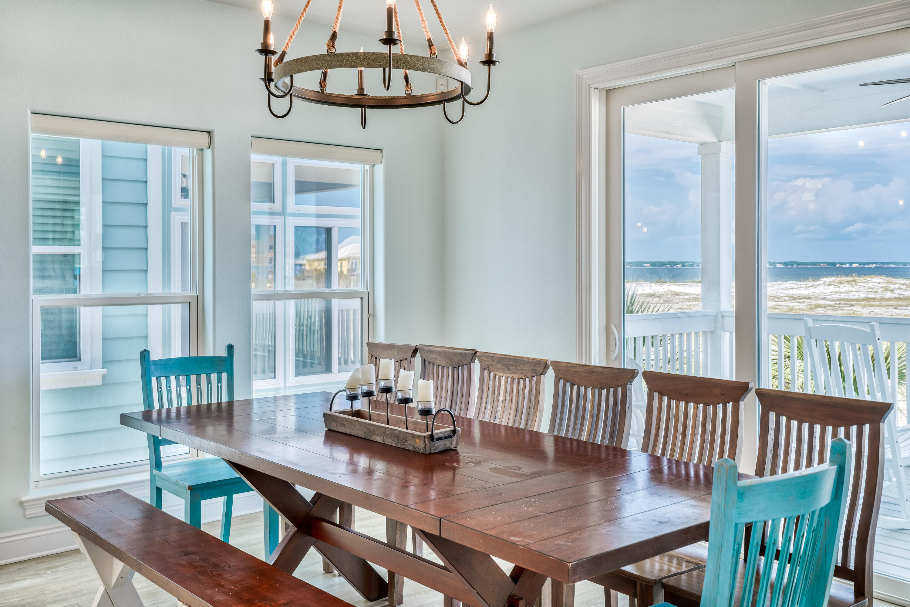 BY THE SEA - Residential