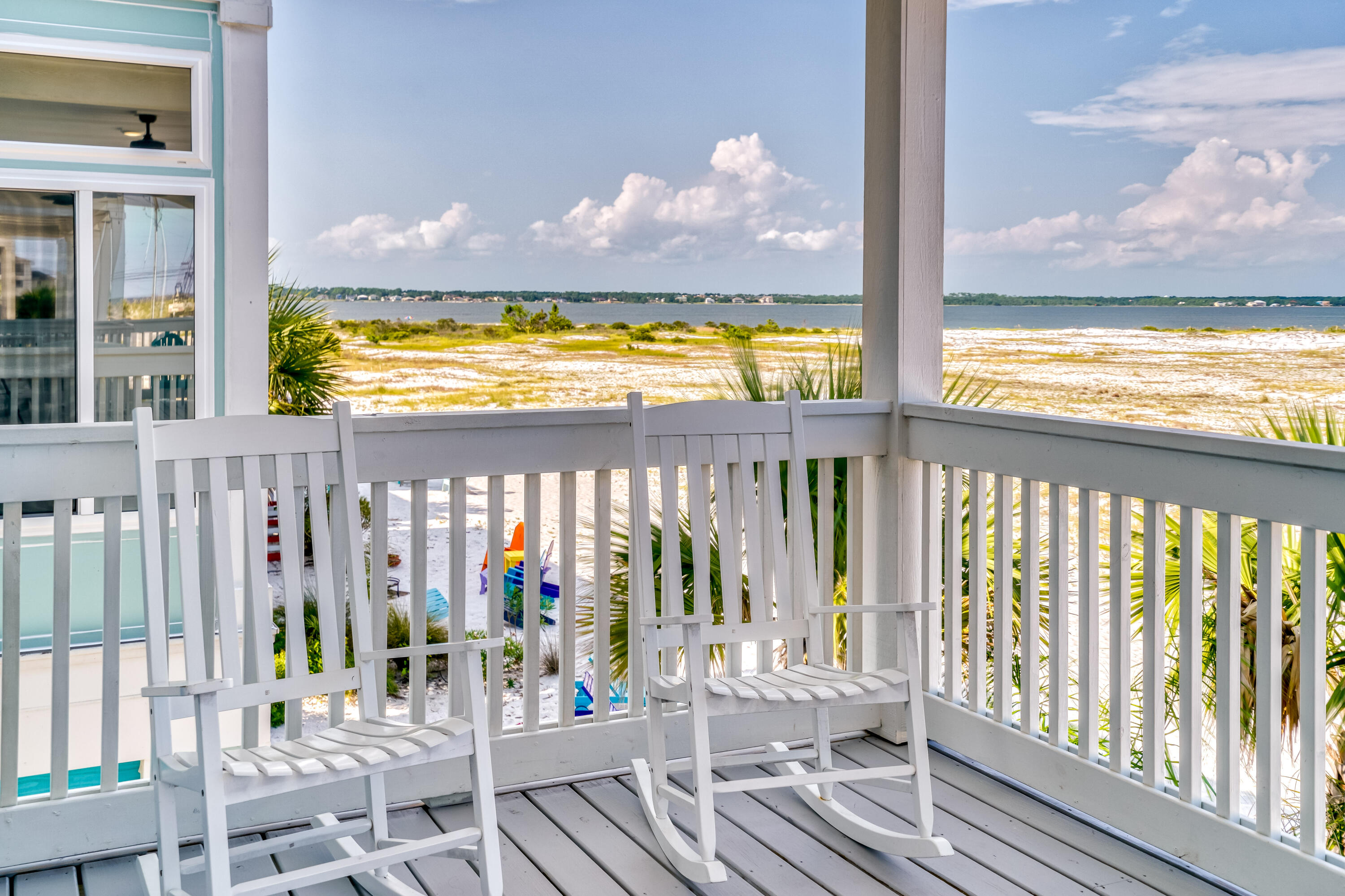 BY THE SEA - Residential