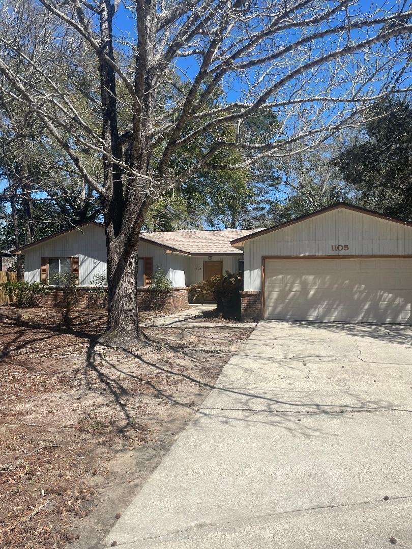 PINE FOREST - Residential Lease