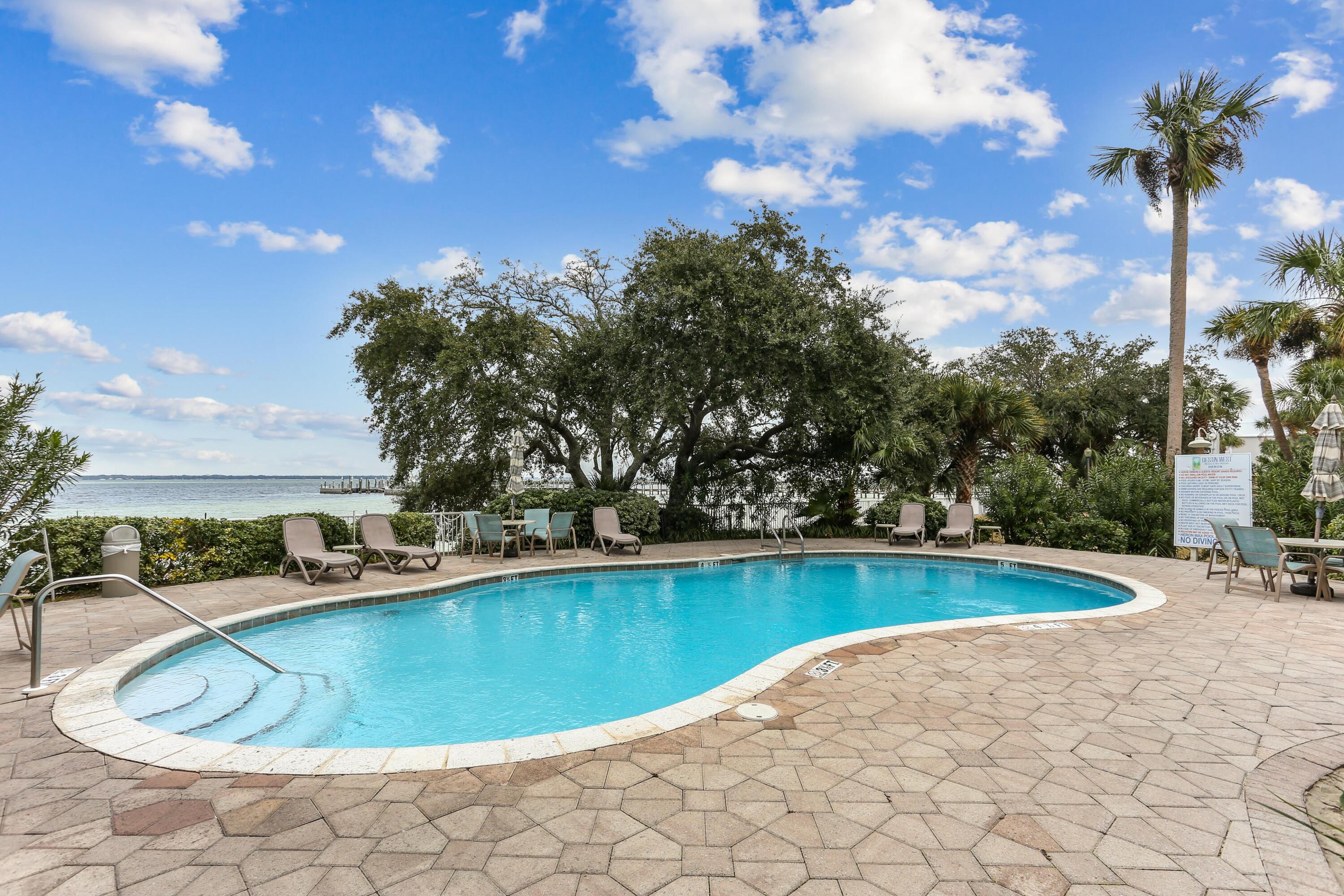 DESTIN WEST HERON - Residential
