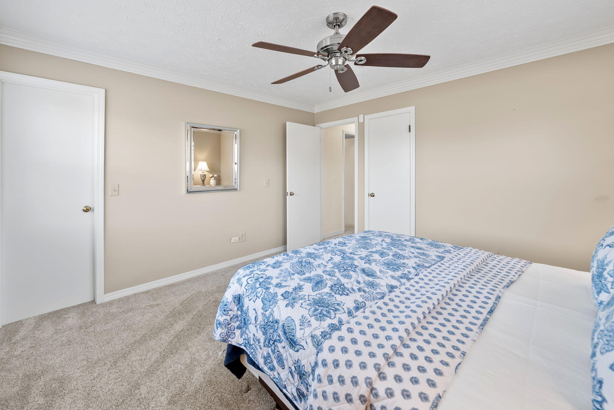 ISLAND VIEW ESTATES - Residential