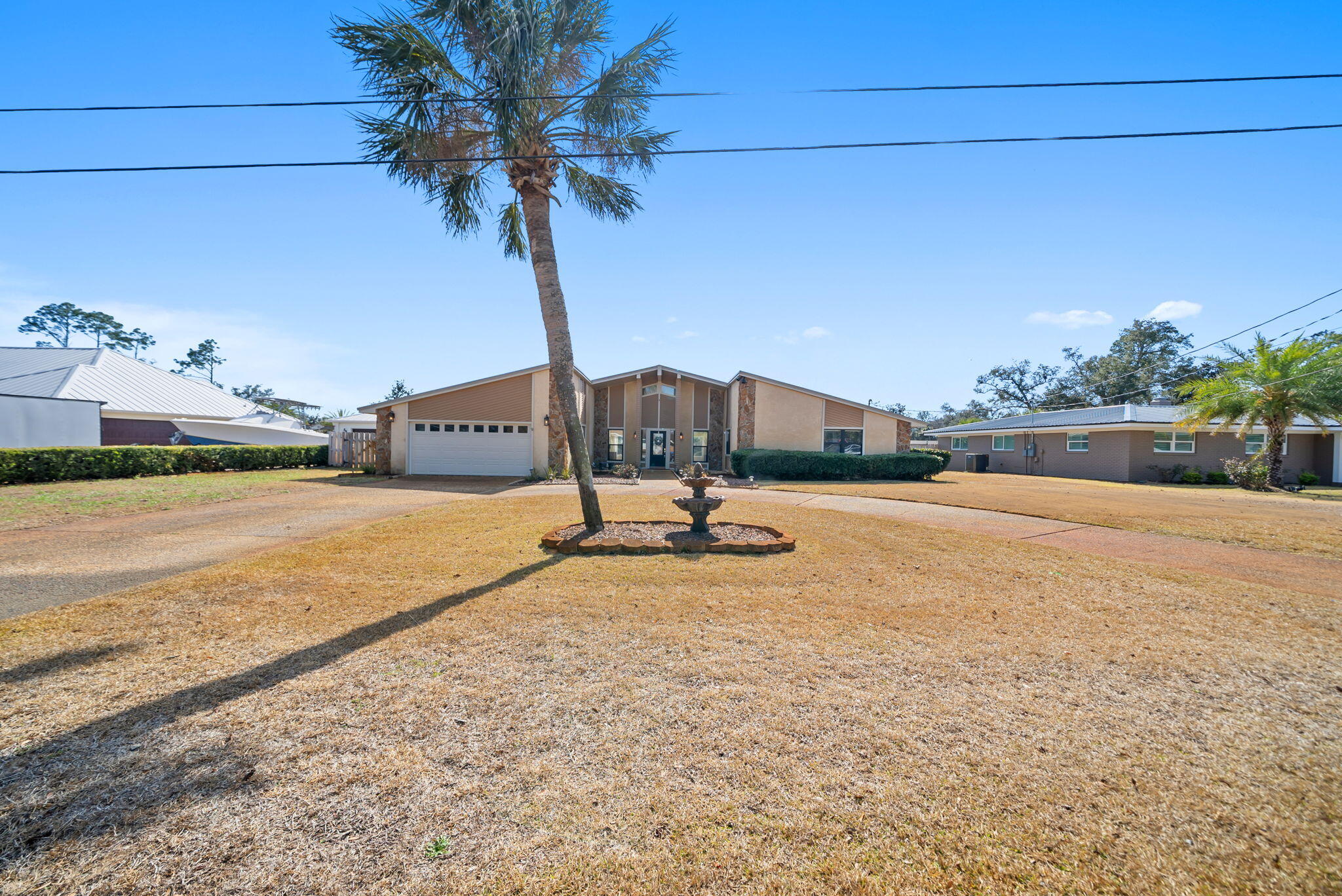 ISLAND VIEW ESTATES - Residential