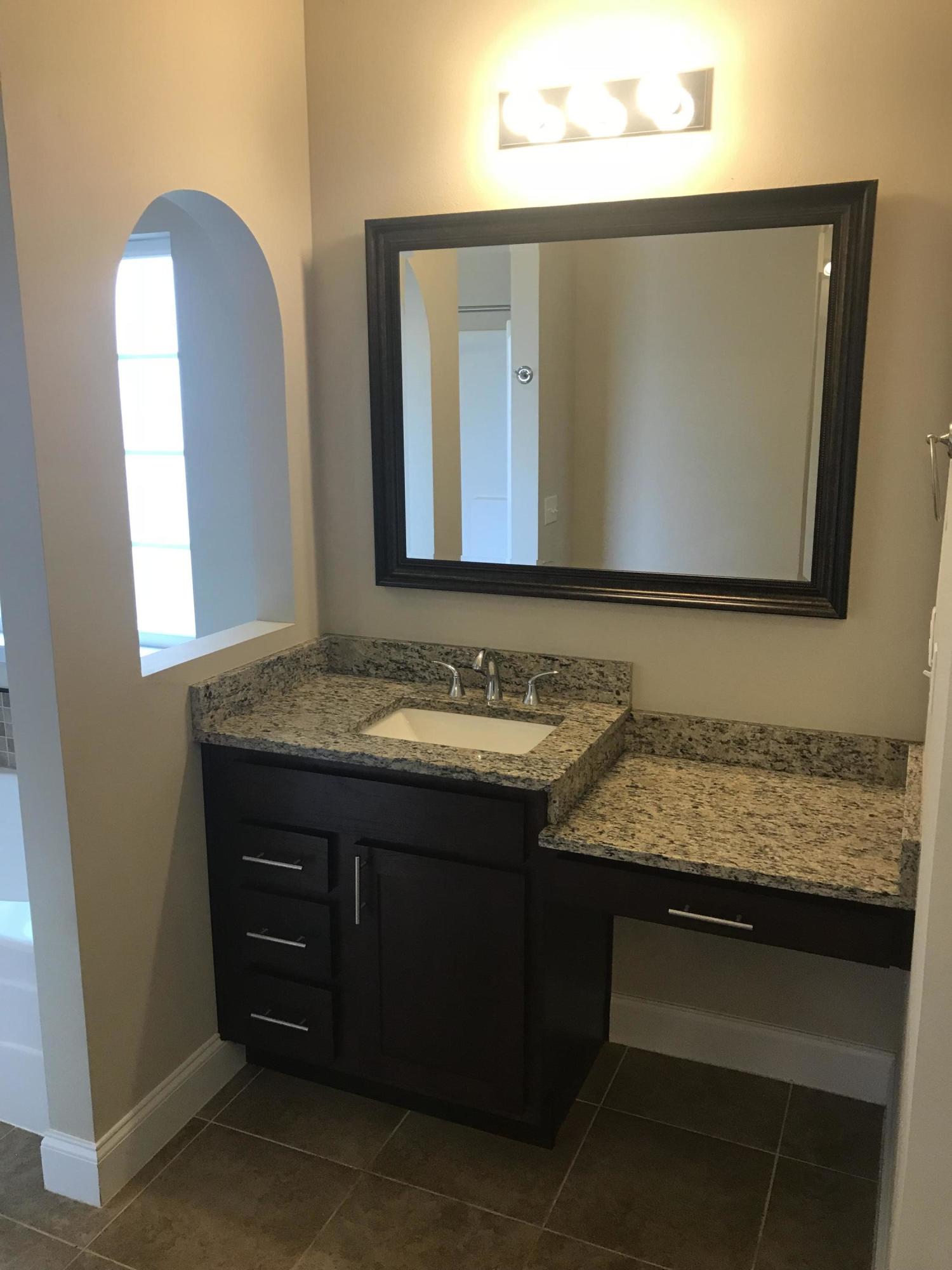 DUGGAN POND ESTATES - Residential Lease