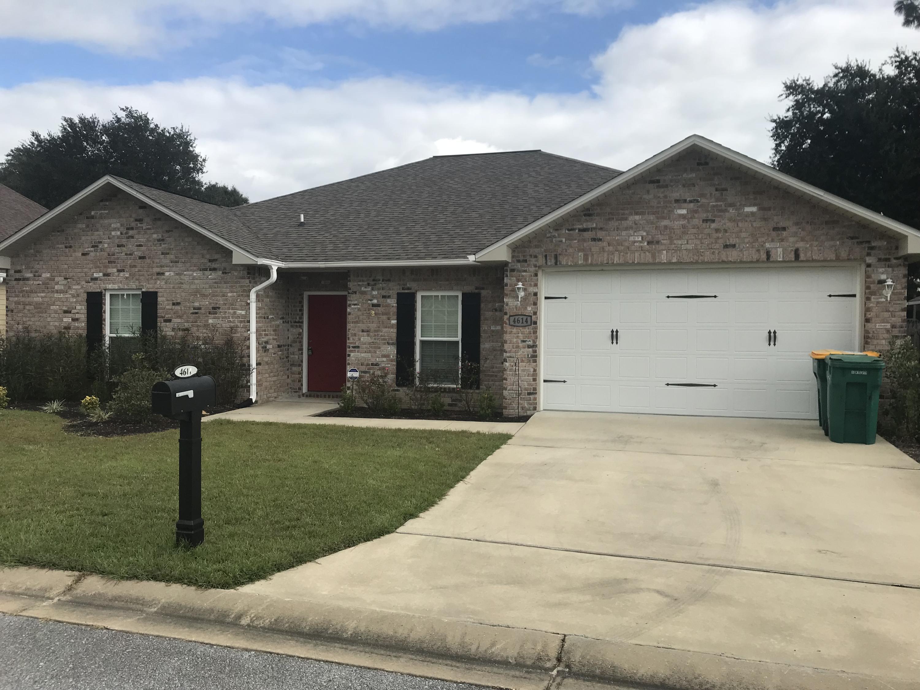 DUGGAN POND ESTATES - Residential Lease