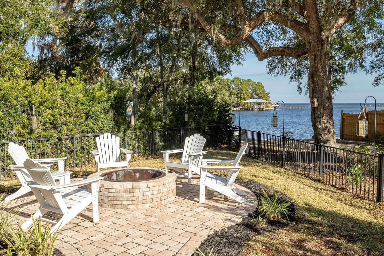 Sacred Oaks - Residential