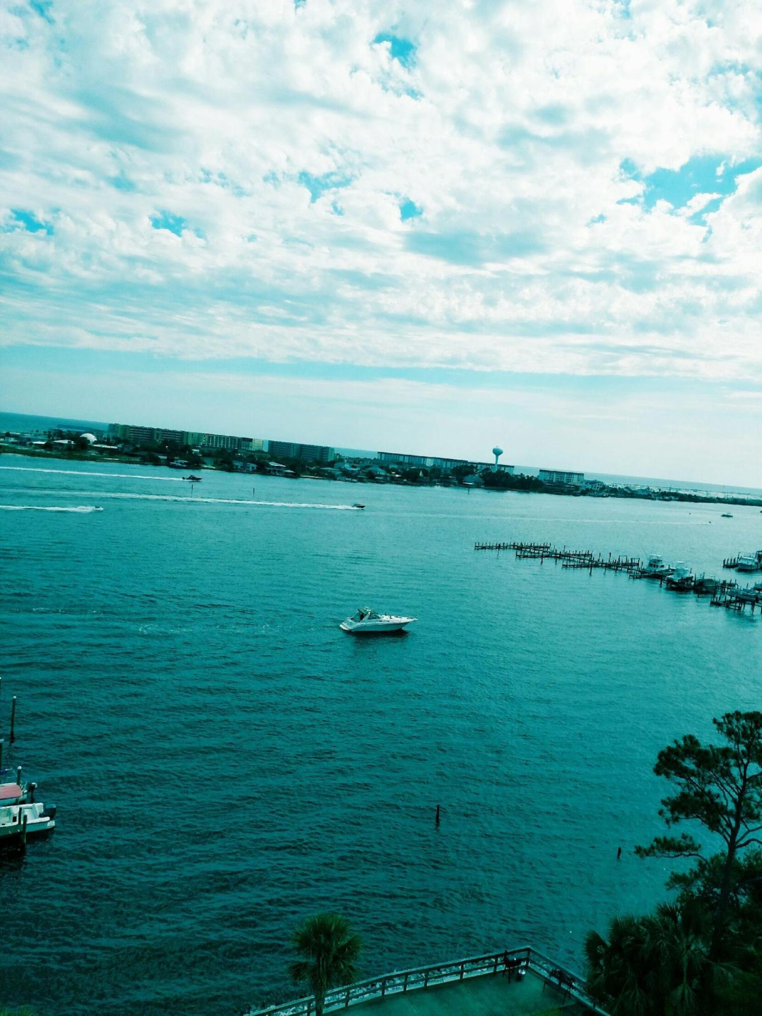 PRESIDIO YACHT CLUB - Residential Lease