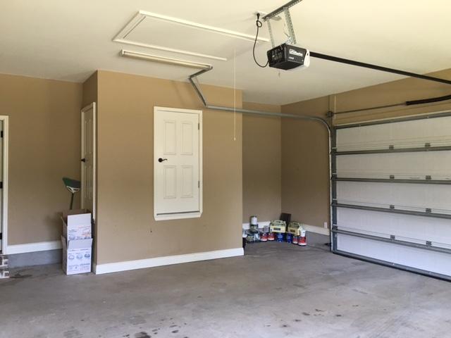 MILL CREEK ESTATES - Residential Lease