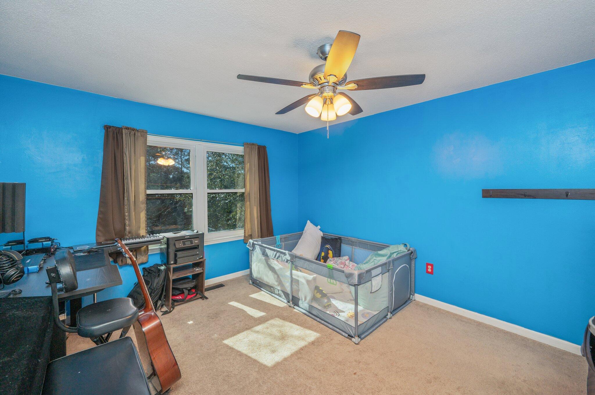 CLOVERDALE LAKE LOT 6 - Residential Lease