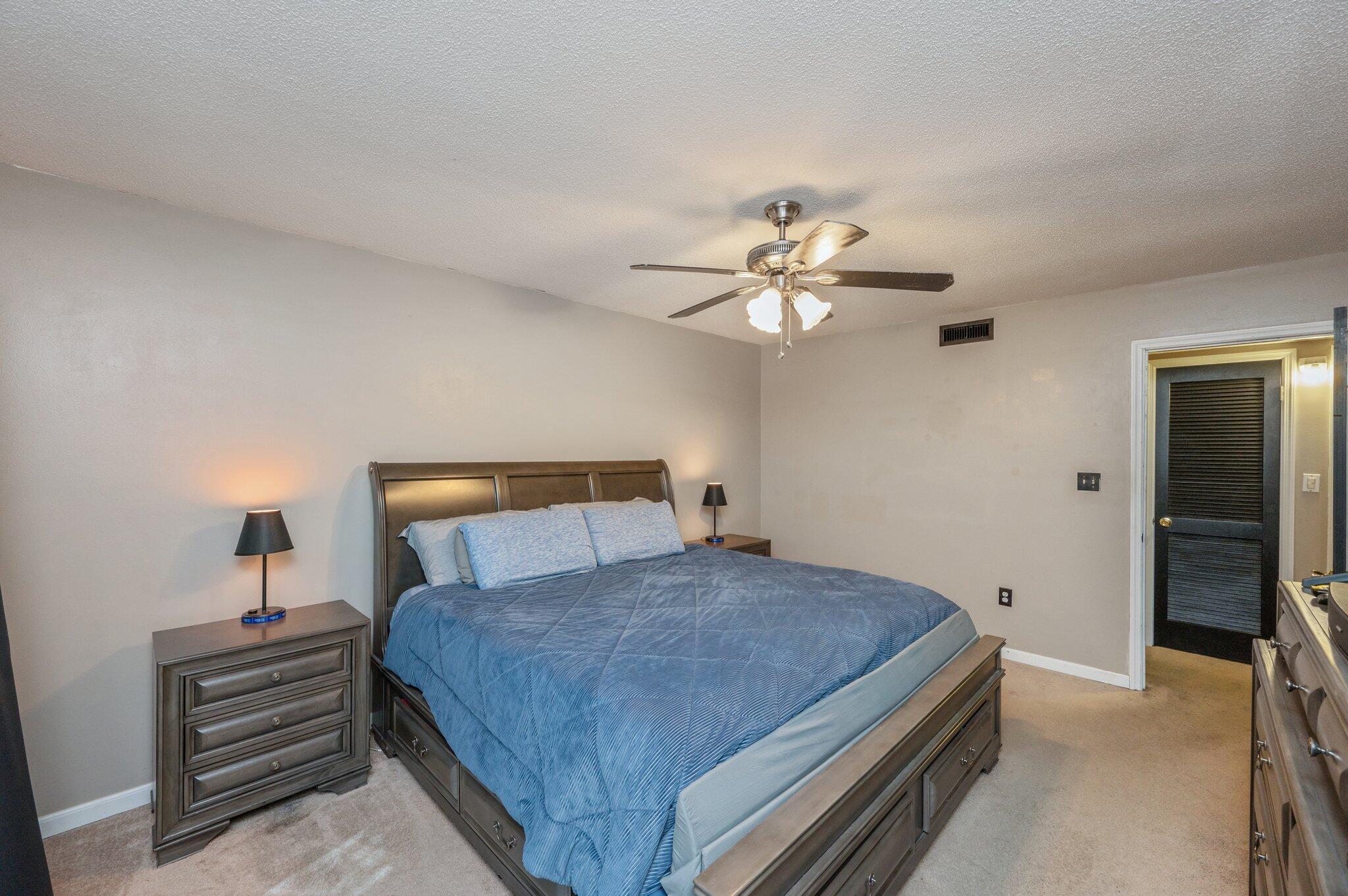 CLOVERDALE LAKE LOT 6 - Residential Lease