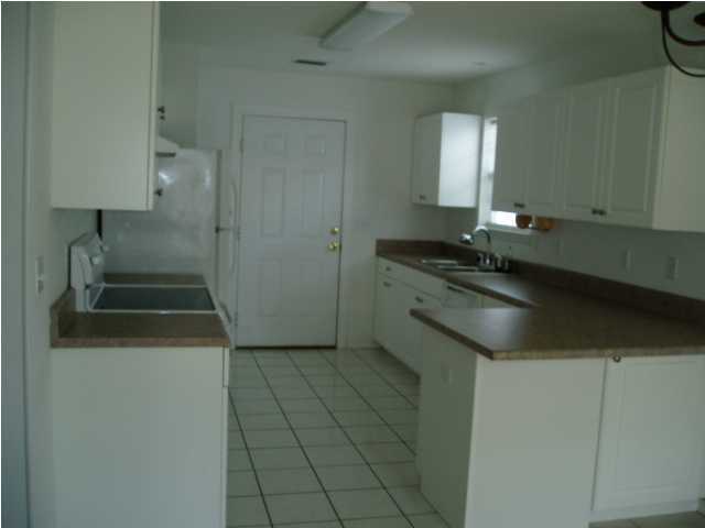 UNRECORDED SUBDIVISION - Residential Lease