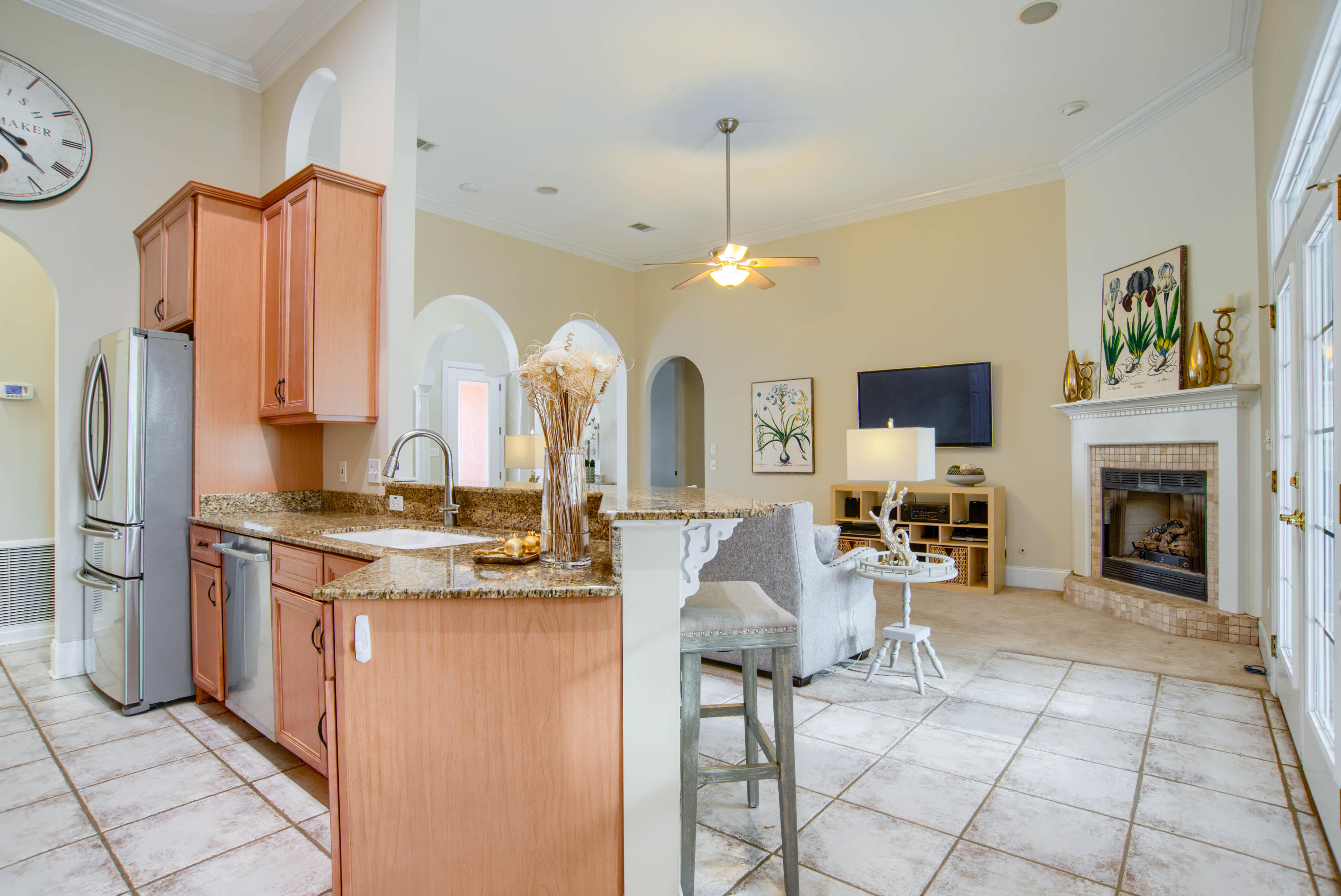 EMERALD BAY PH 1-B - Residential Lease
