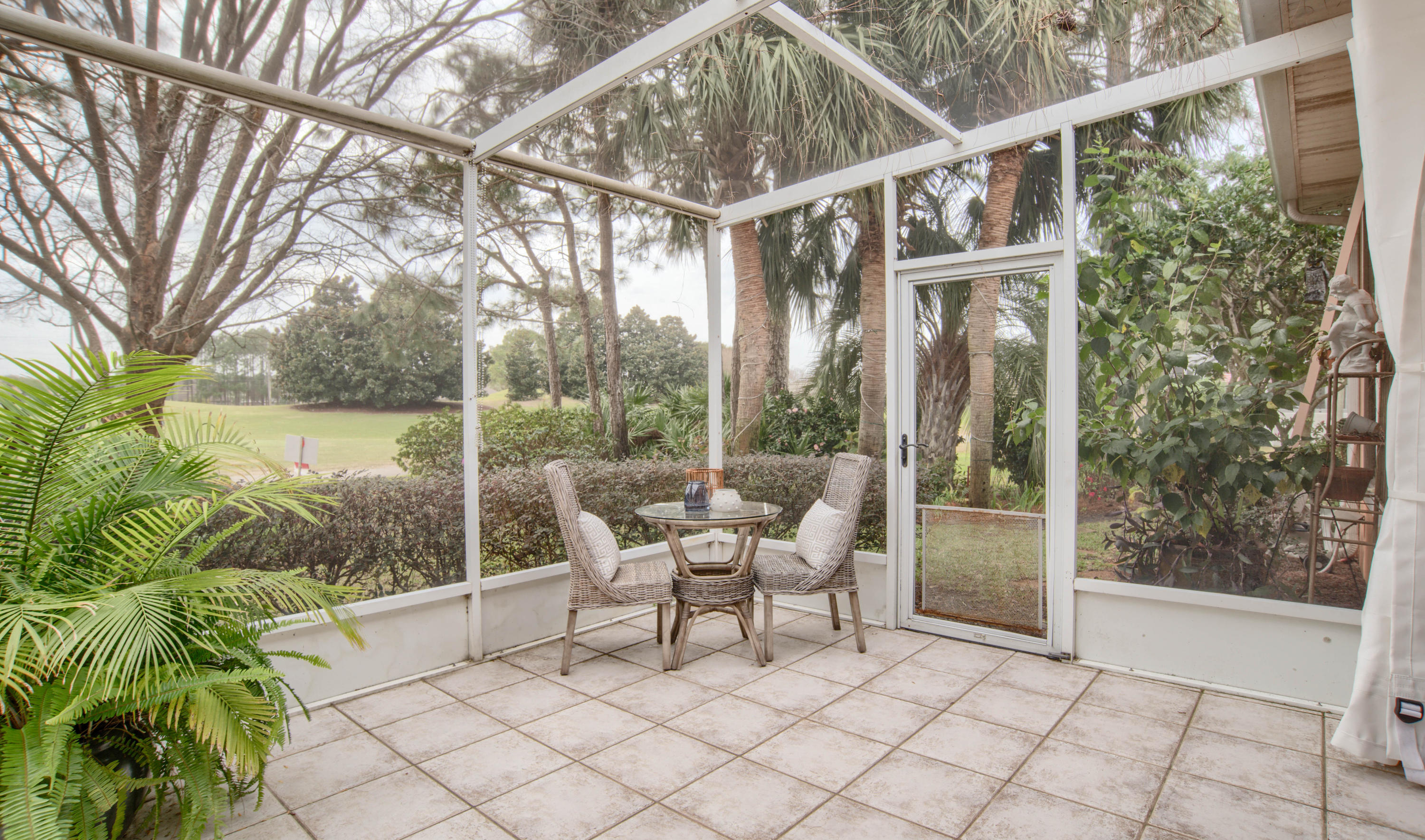 EMERALD BAY PH 1-B - Residential Lease
