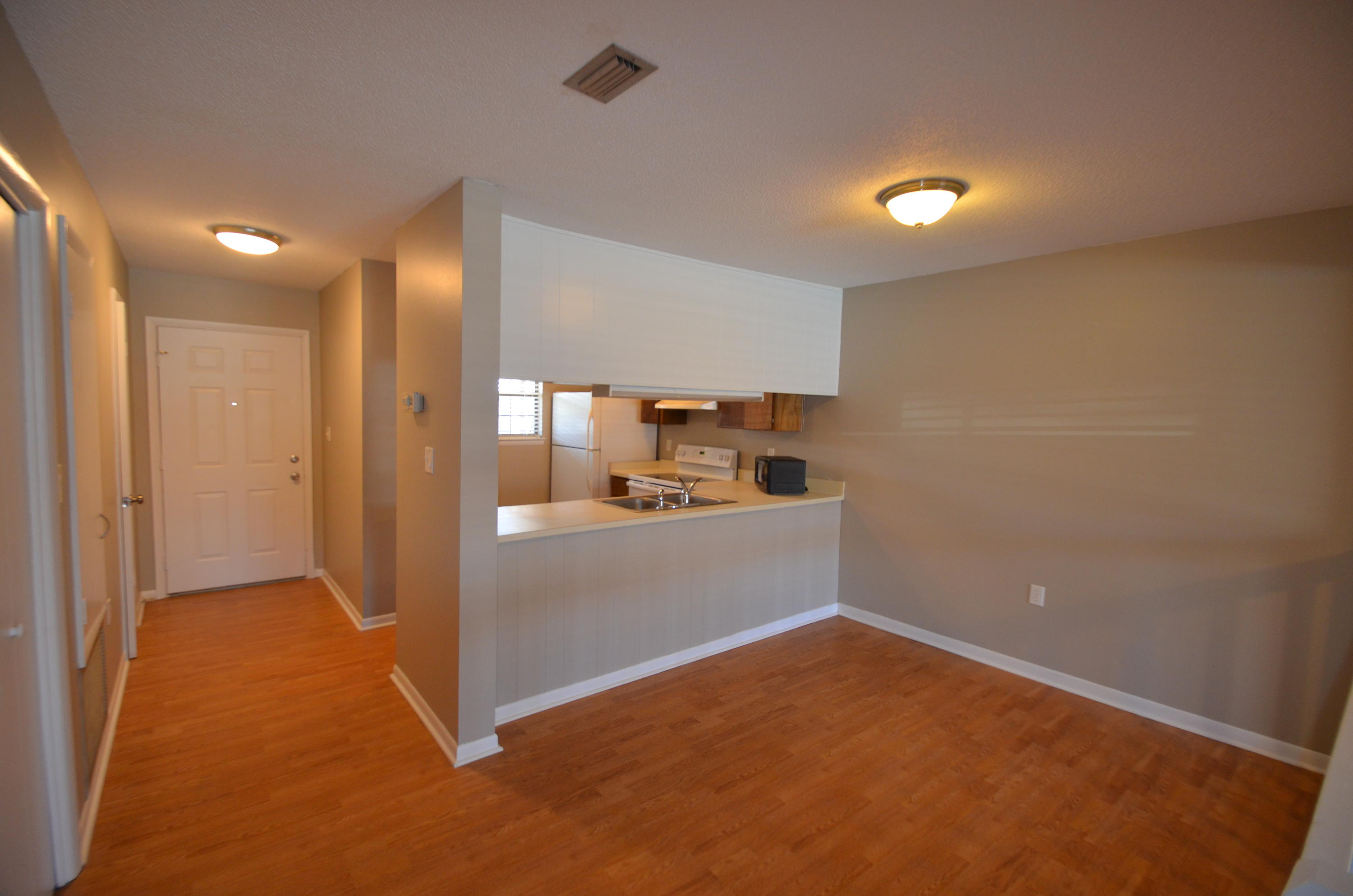 GARDEN VILLAS PH 1 - Residential Lease