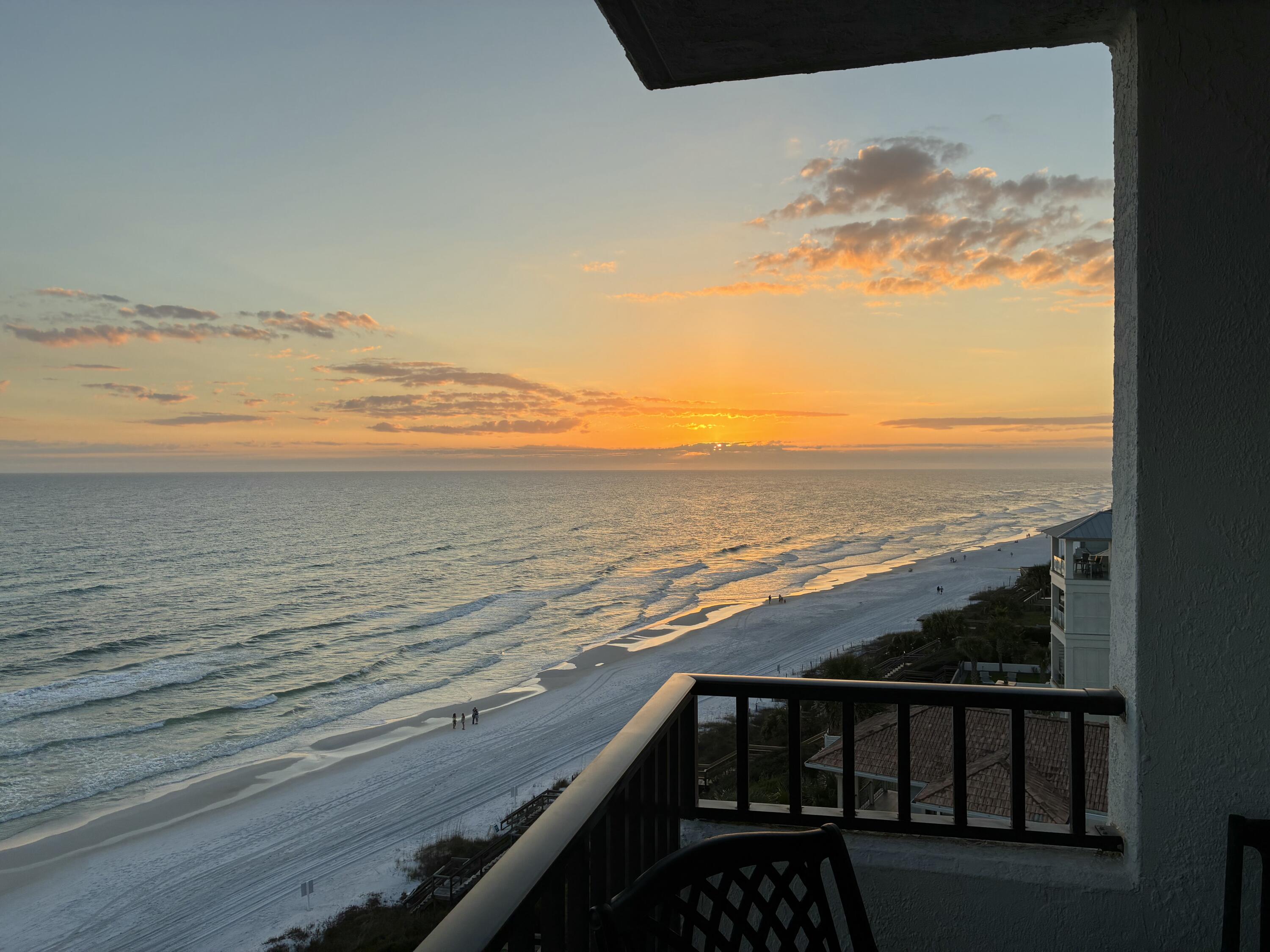 ONE SEAGROVE PLACE CONDOMINIUMS - Residential