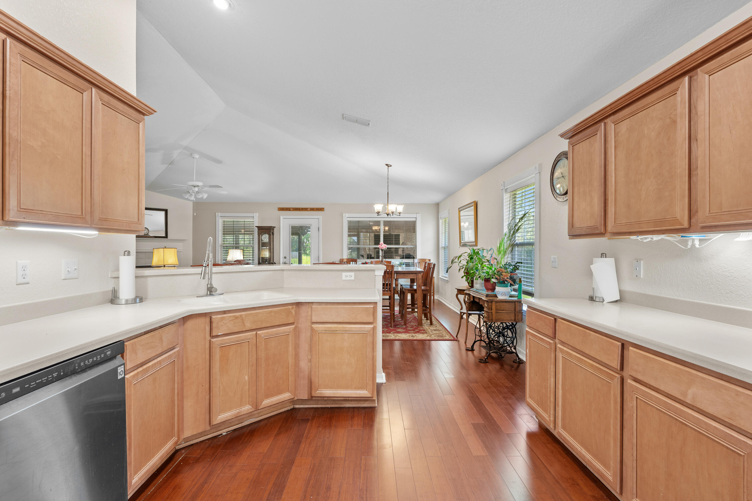 EMERALD LAKES PH 1 - Residential