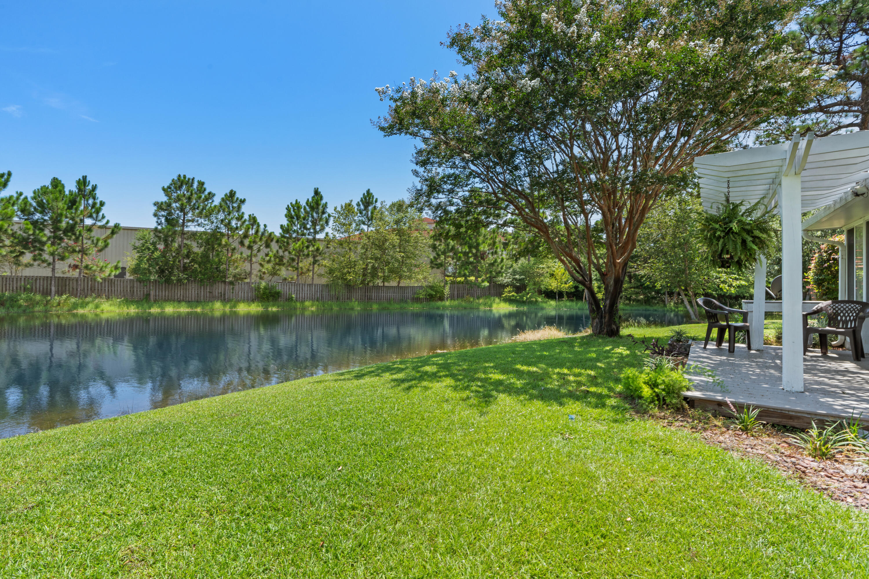 EMERALD LAKES PH 1 - Residential
