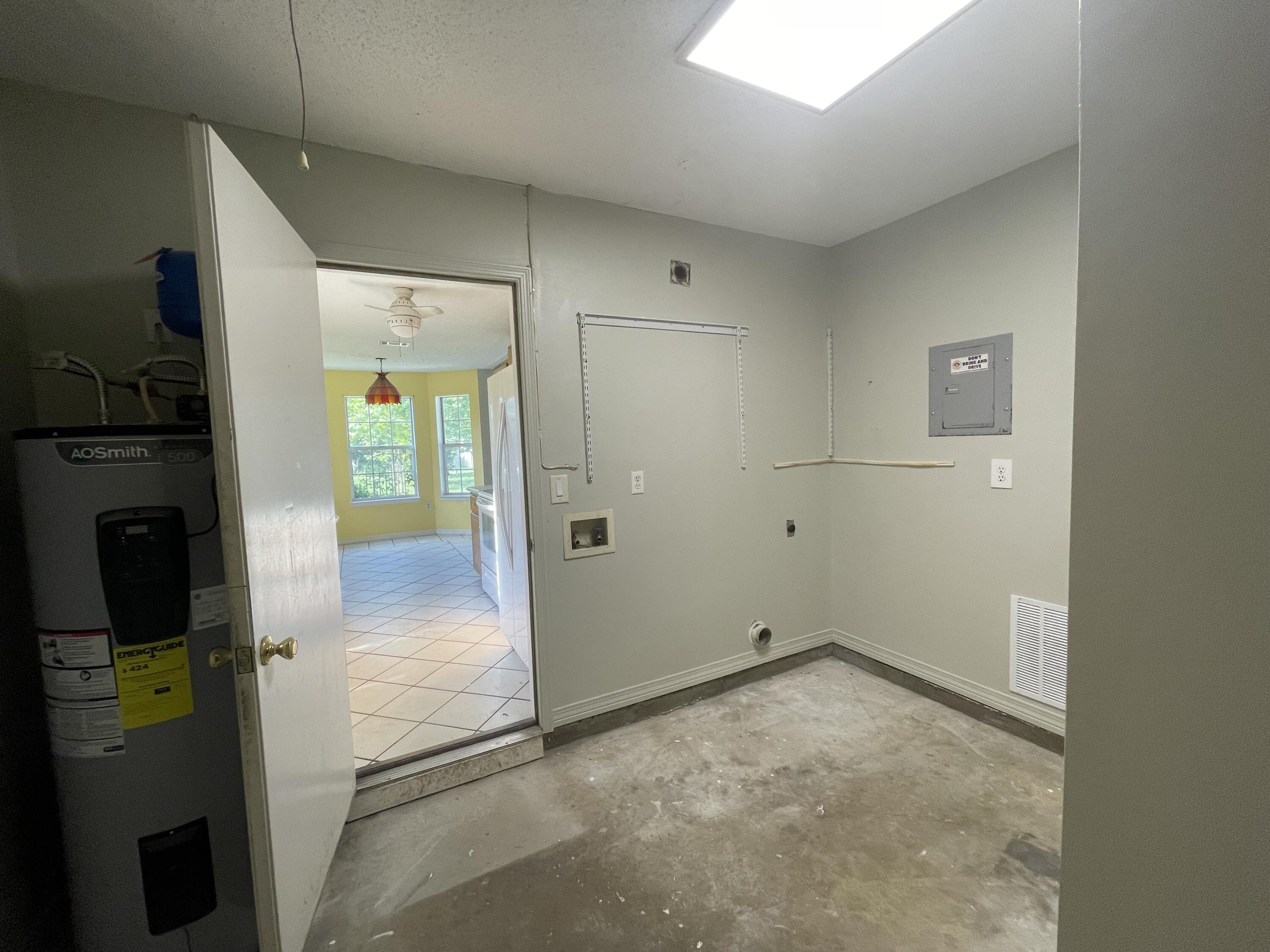HARVEST HILLS - Residential Lease