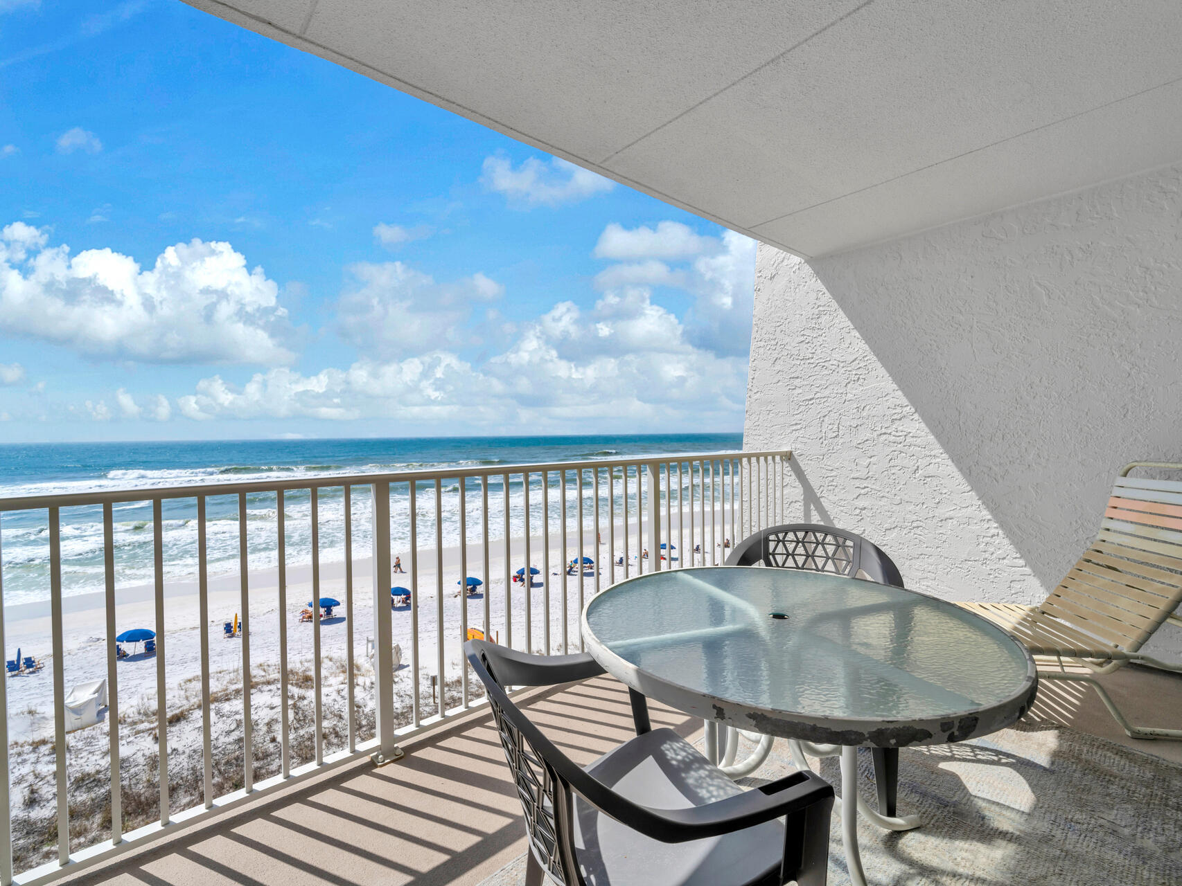 BEACH HOUSE CONDO PH 2 - Residential