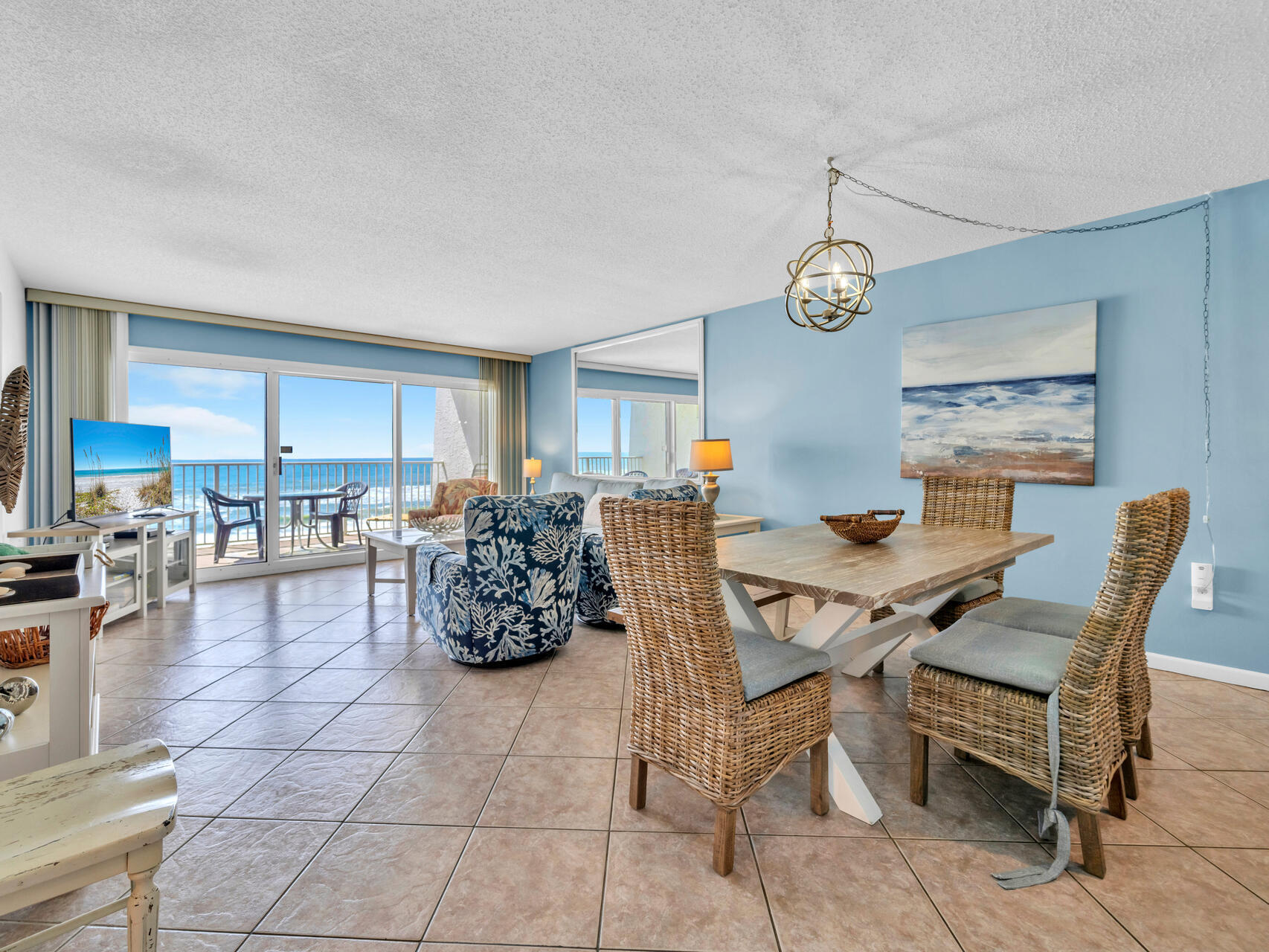 BEACH HOUSE CONDO PH 2 - Residential