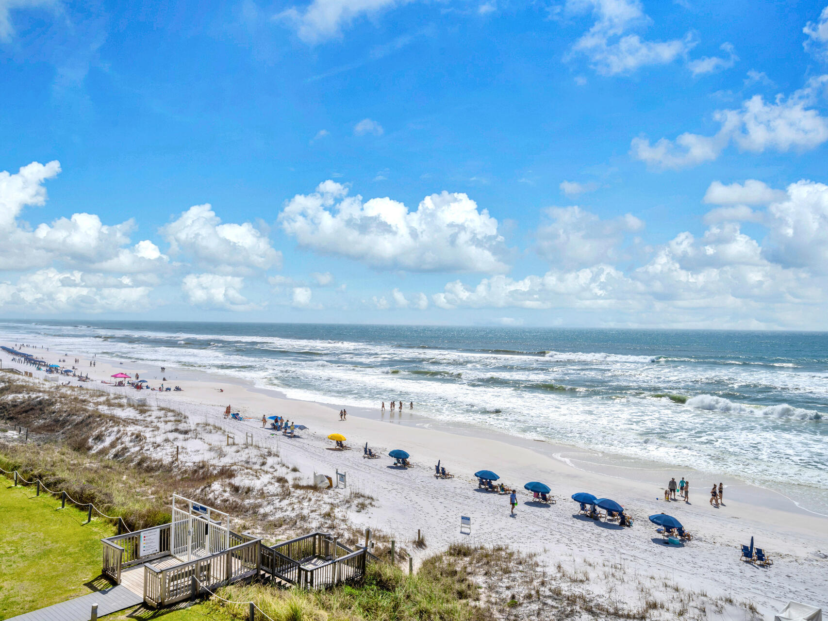BEACH HOUSE CONDO PH 2 - Residential