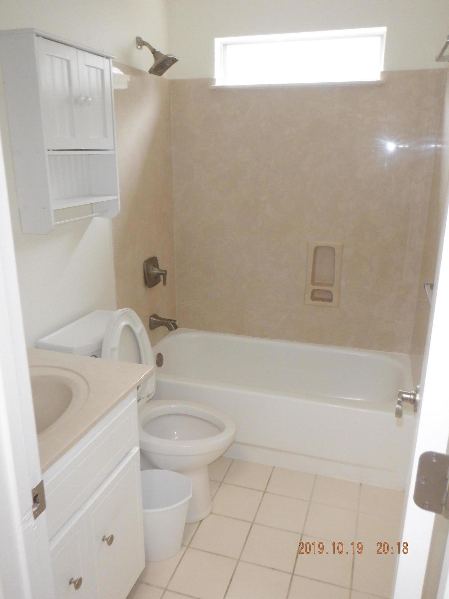 CINCO BAYOU - Residential Lease