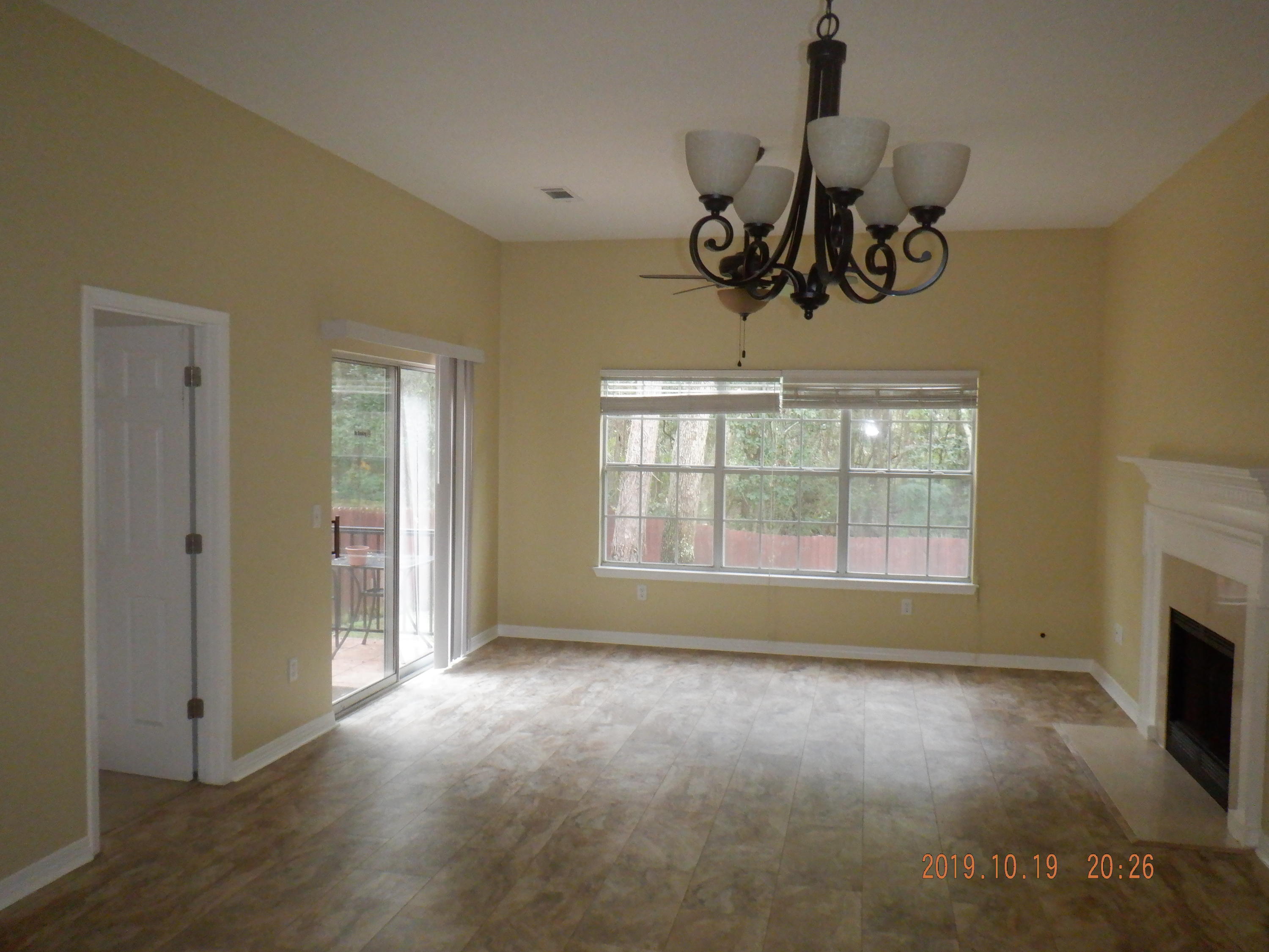 CINCO BAYOU - Residential Lease