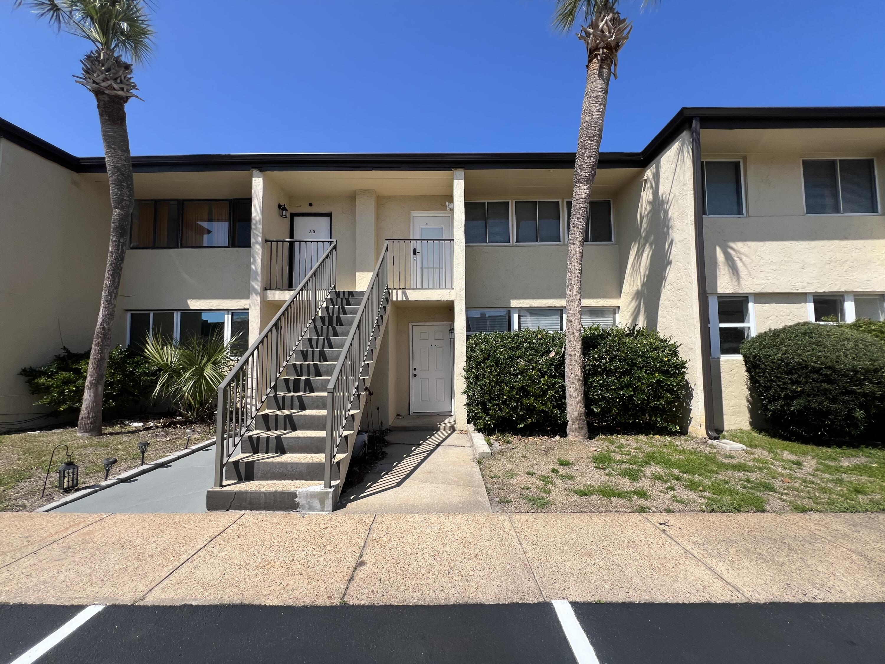 SEA PALM CONDO - Residential