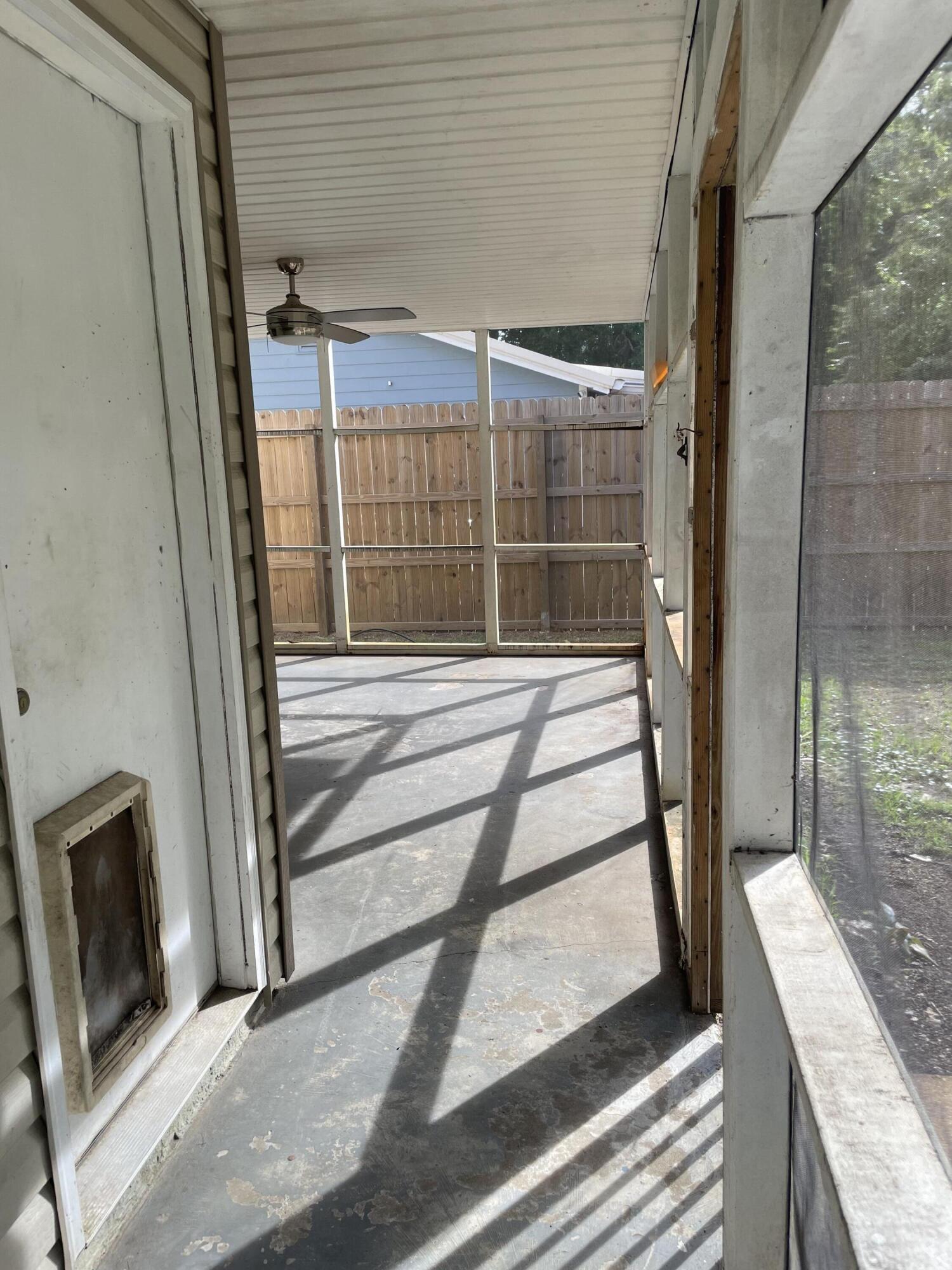 KELLYS ADDN TO DESTIN - Residential Lease