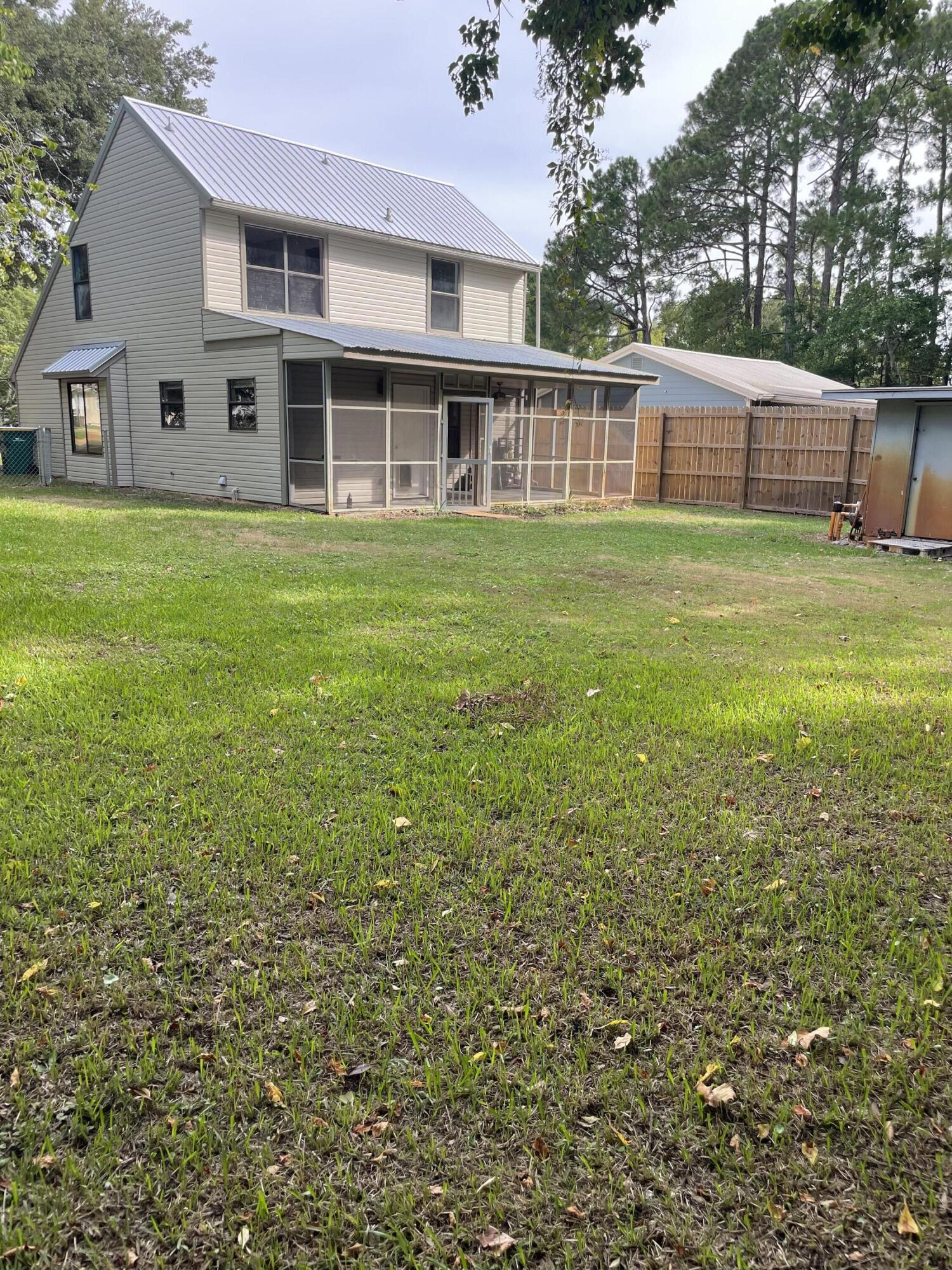 KELLYS ADDN TO DESTIN - Residential Lease