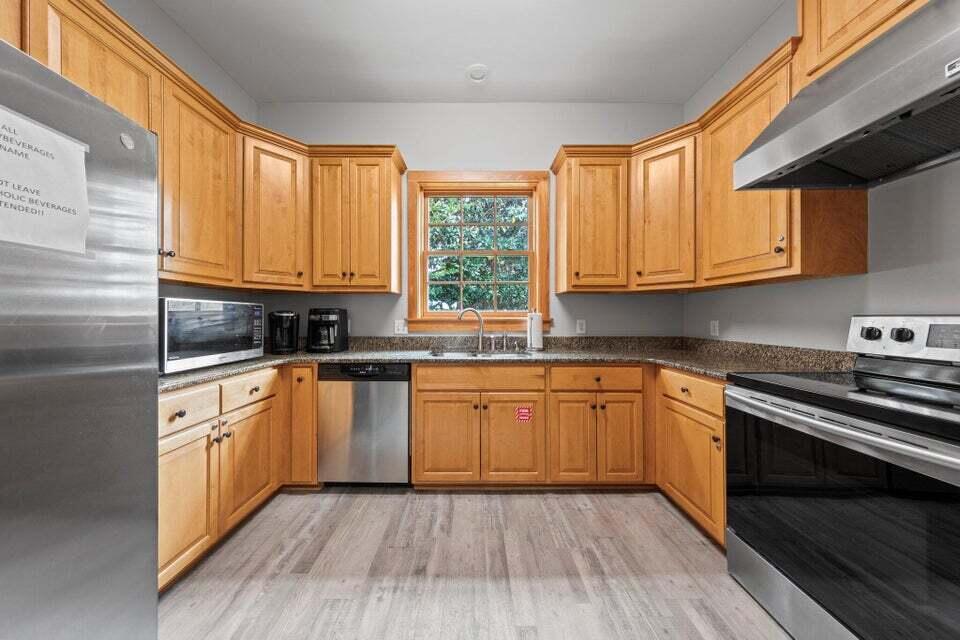 HAMMOCK BAY - FIREFLY - Residential Lease