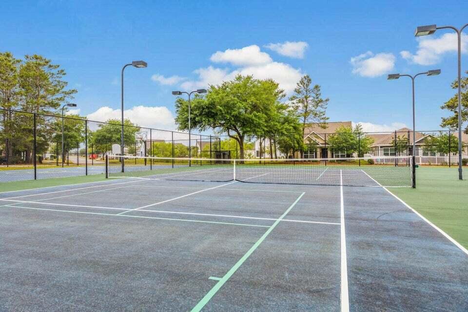 HAMMOCK BAY - FIREFLY - Residential Lease