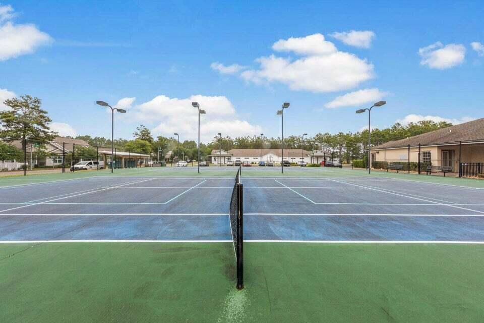 HAMMOCK BAY - FIREFLY - Residential Lease