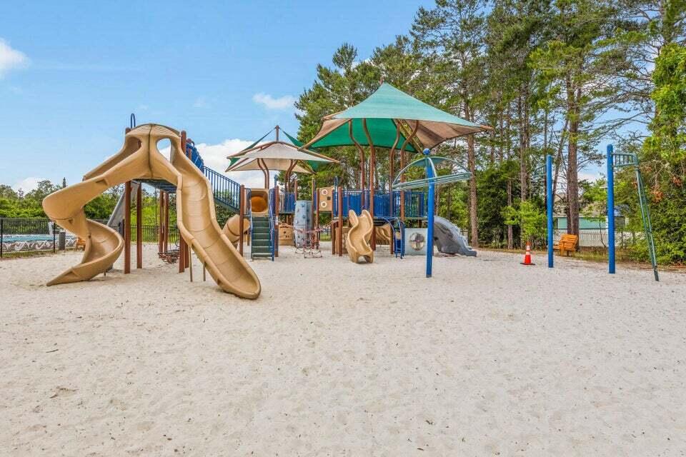 HAMMOCK BAY - FIREFLY - Residential Lease