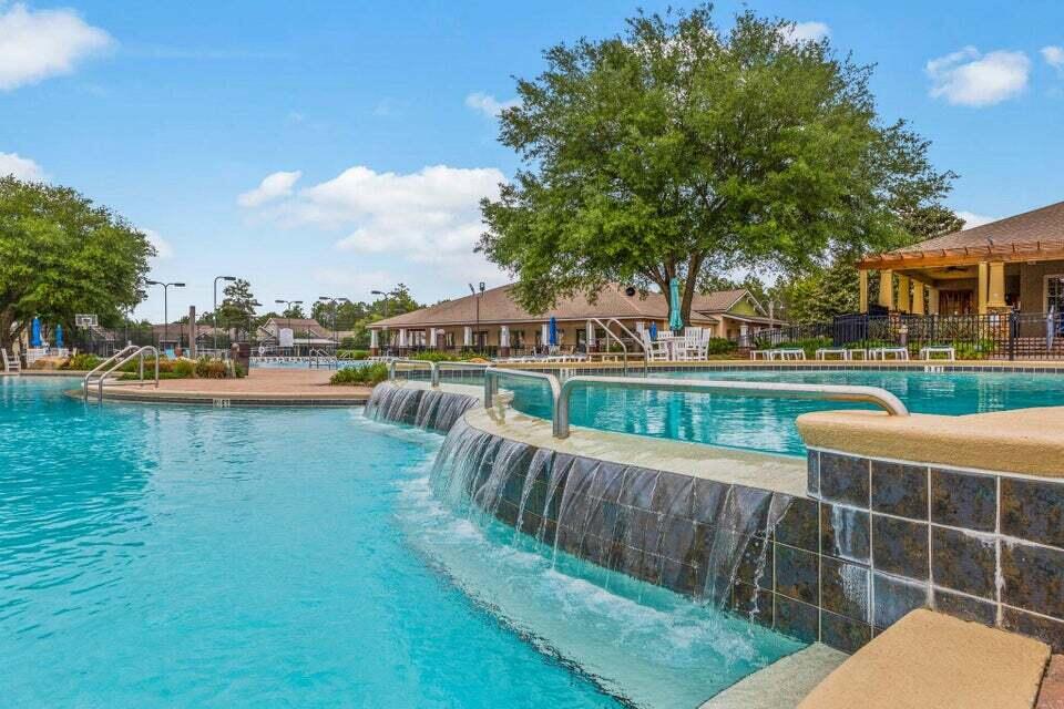 HAMMOCK BAY - FIREFLY - Residential Lease