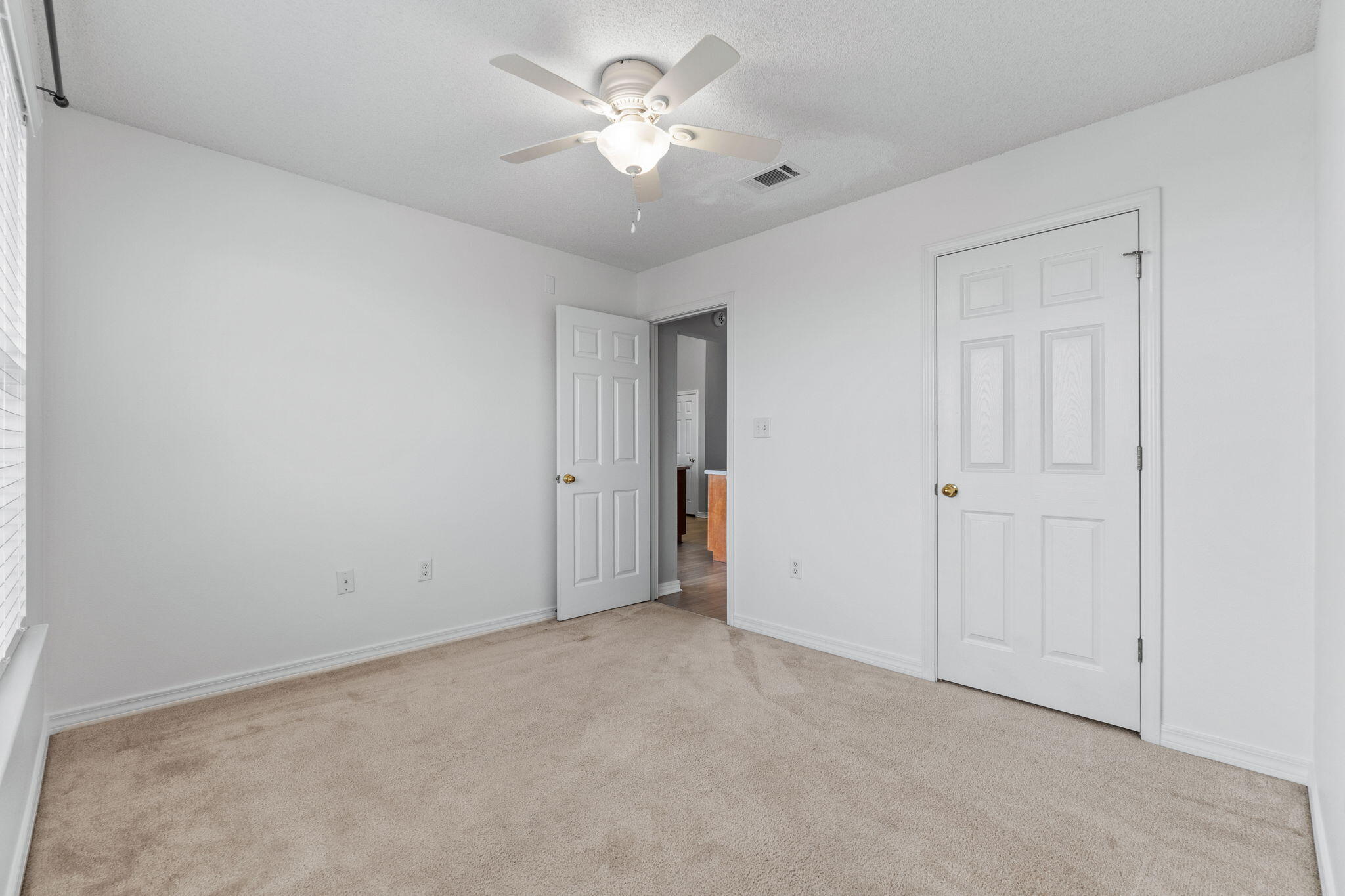 MARSH HARBOR - Residential Lease