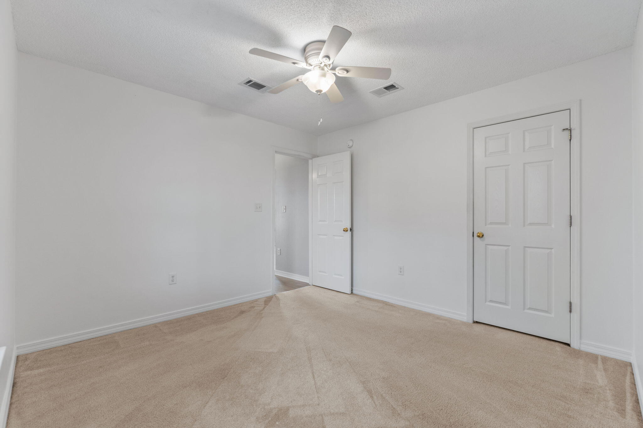MARSH HARBOR - Residential Lease