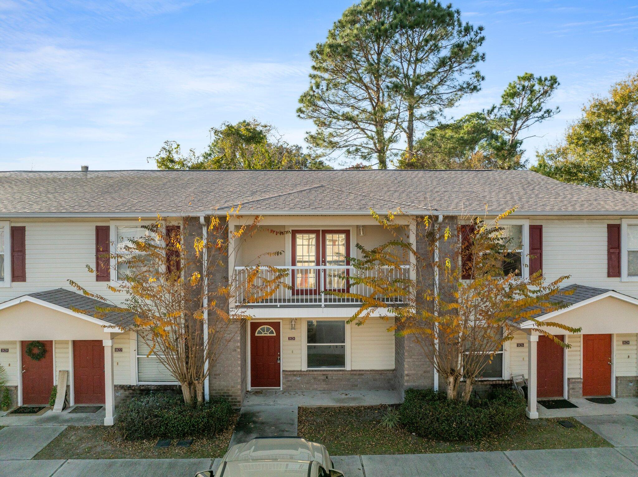 SHAY LIN T/H - Residential Lease