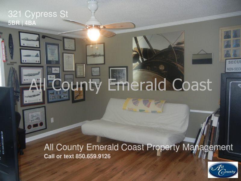 KELL-AIRE GARDENS - Residential Lease