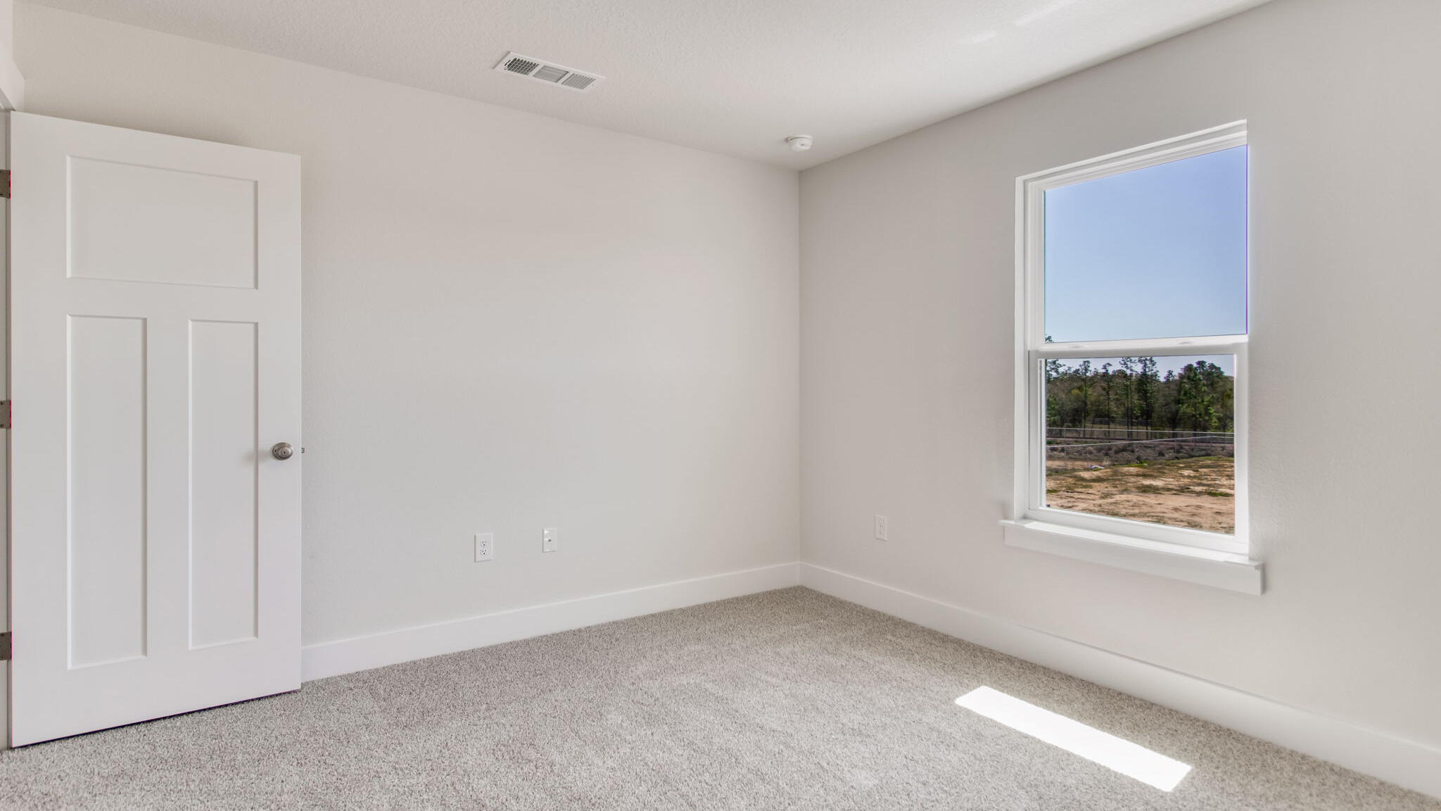 Roman Oaks - Residential