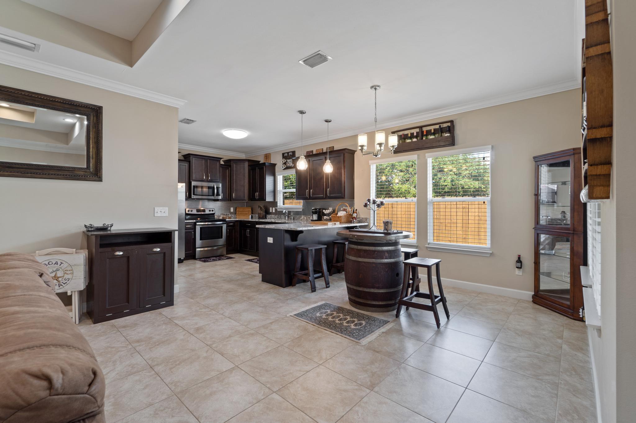 WYNNEHAVEN BCH EST - Residential