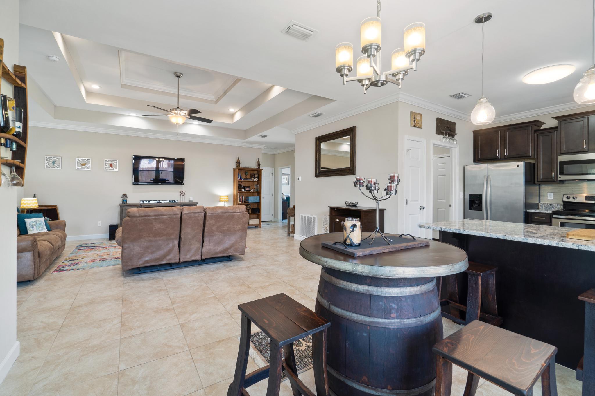 WYNNEHAVEN BCH EST - Residential