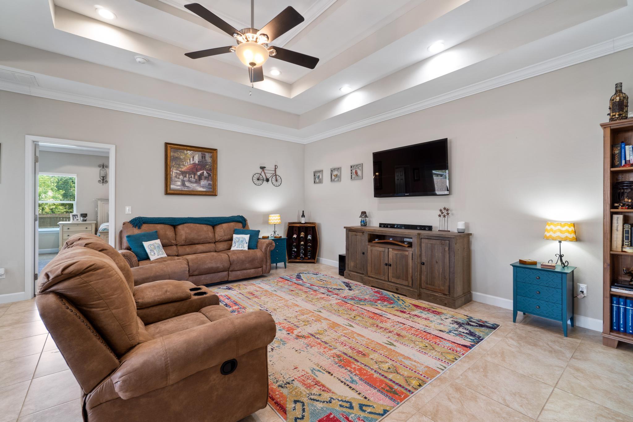 WYNNEHAVEN BCH EST - Residential