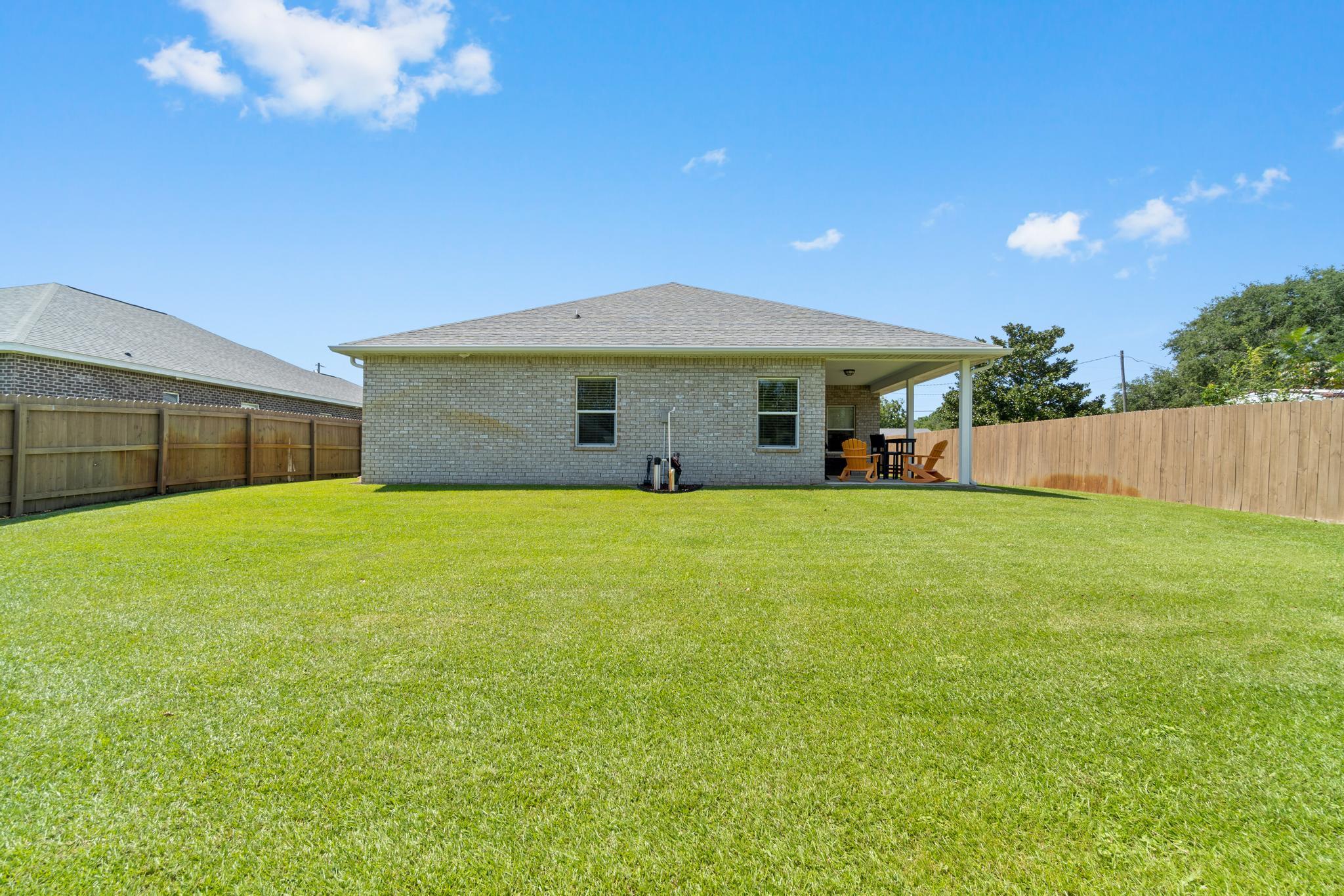 WYNNEHAVEN BCH EST - Residential