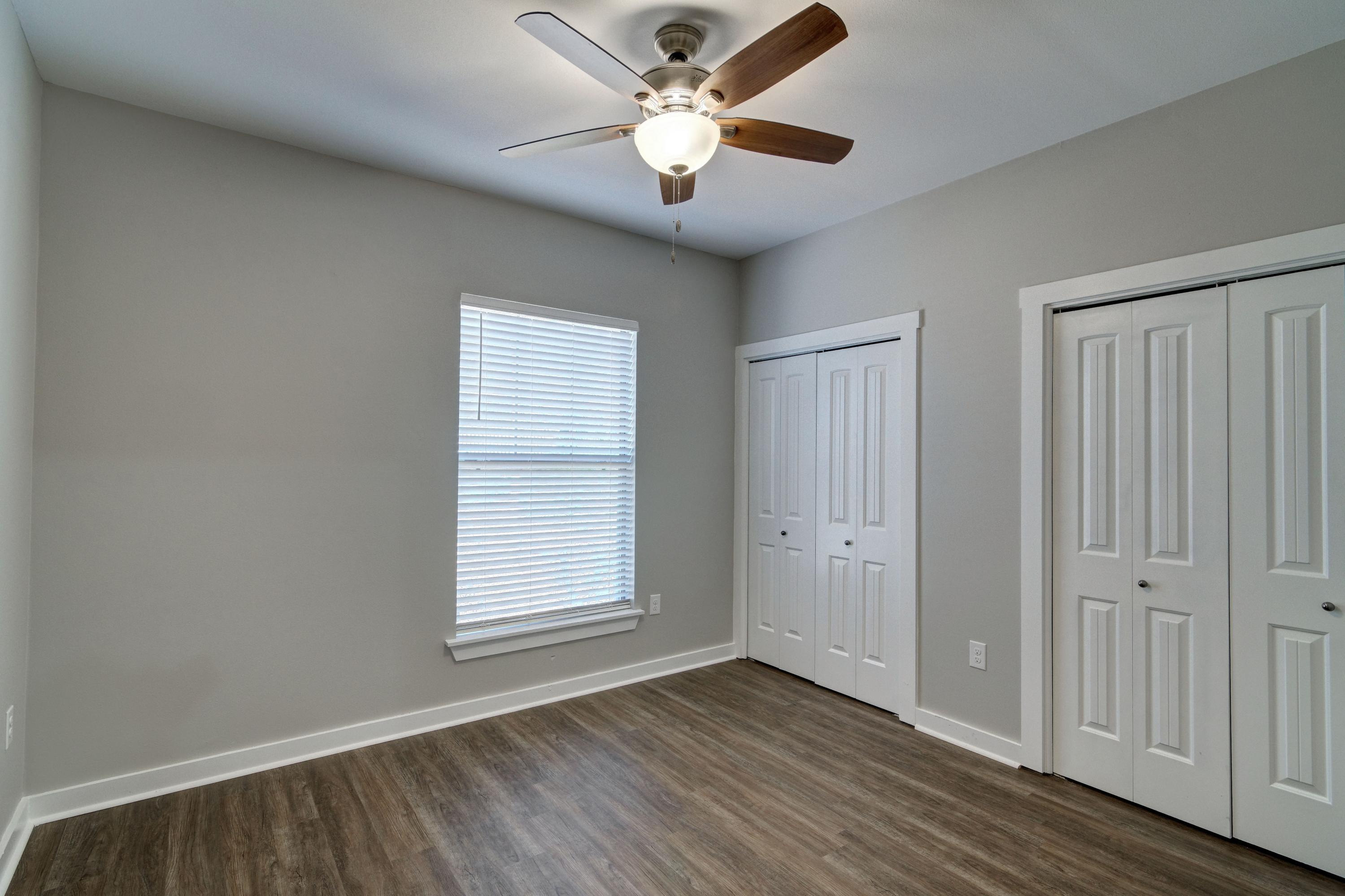 WALSH GLEN ESTATES - Residential