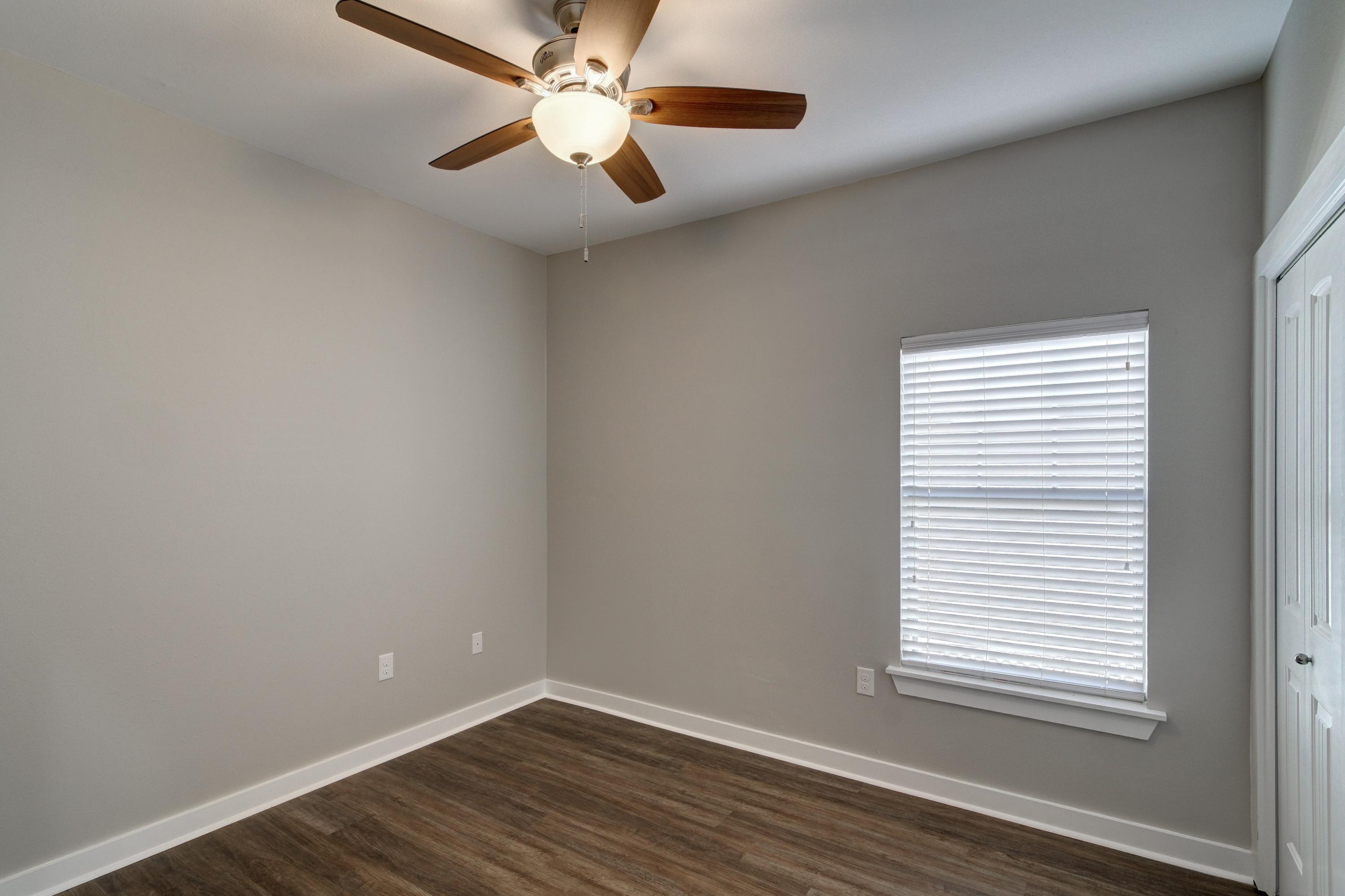 WALSH GLEN ESTATES - Residential