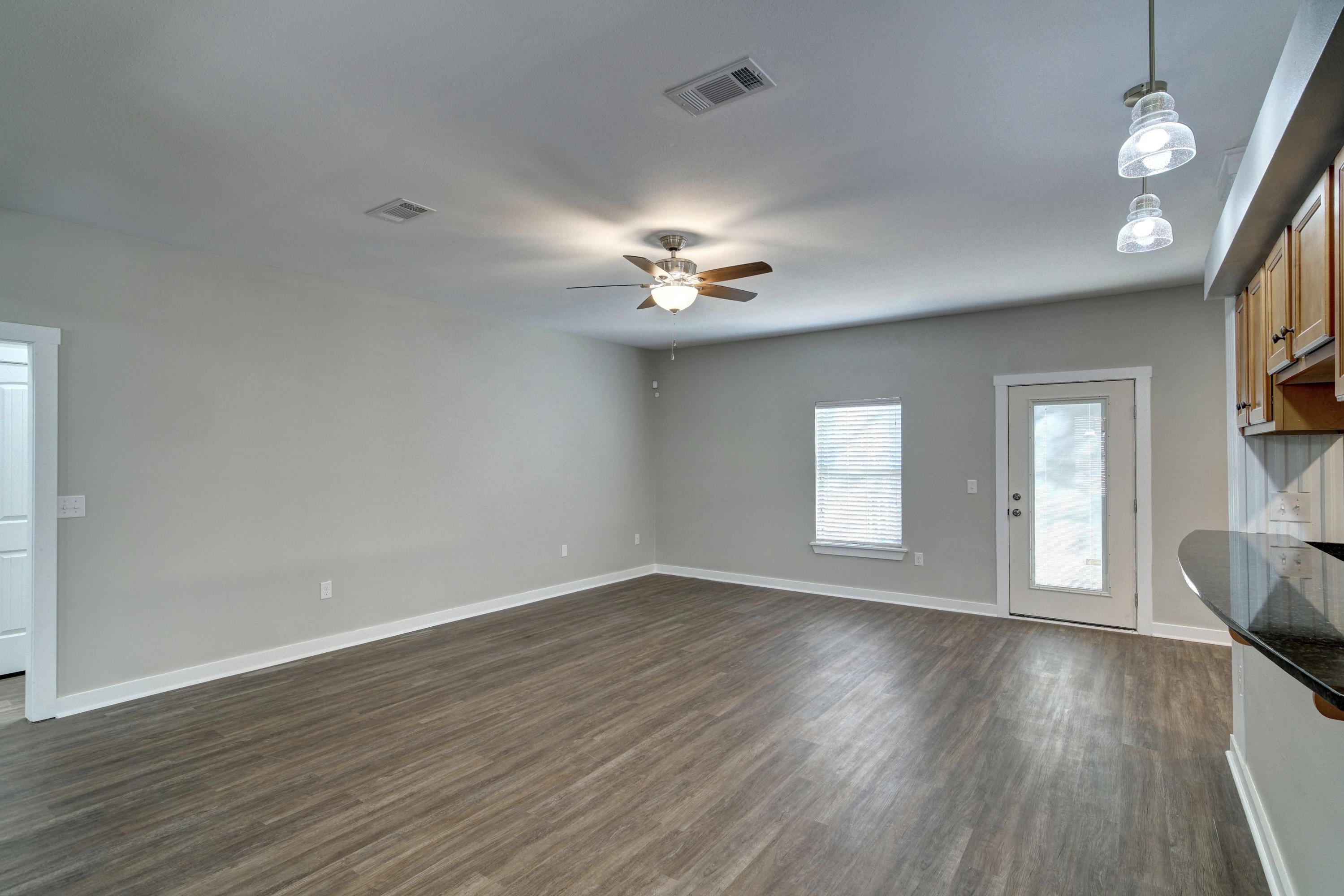 WALSH GLEN ESTATES - Residential