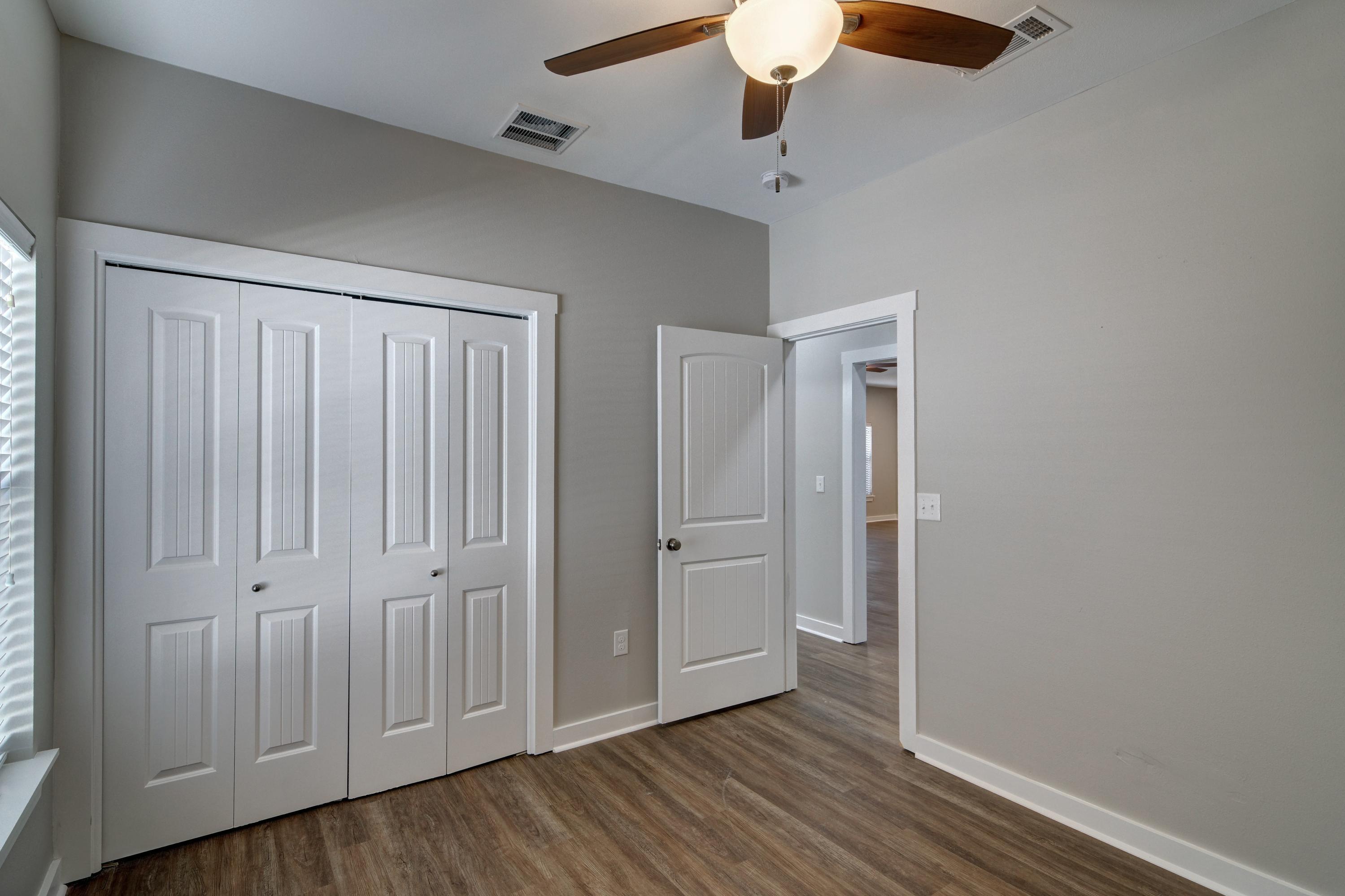 WALSH GLEN ESTATES - Residential
